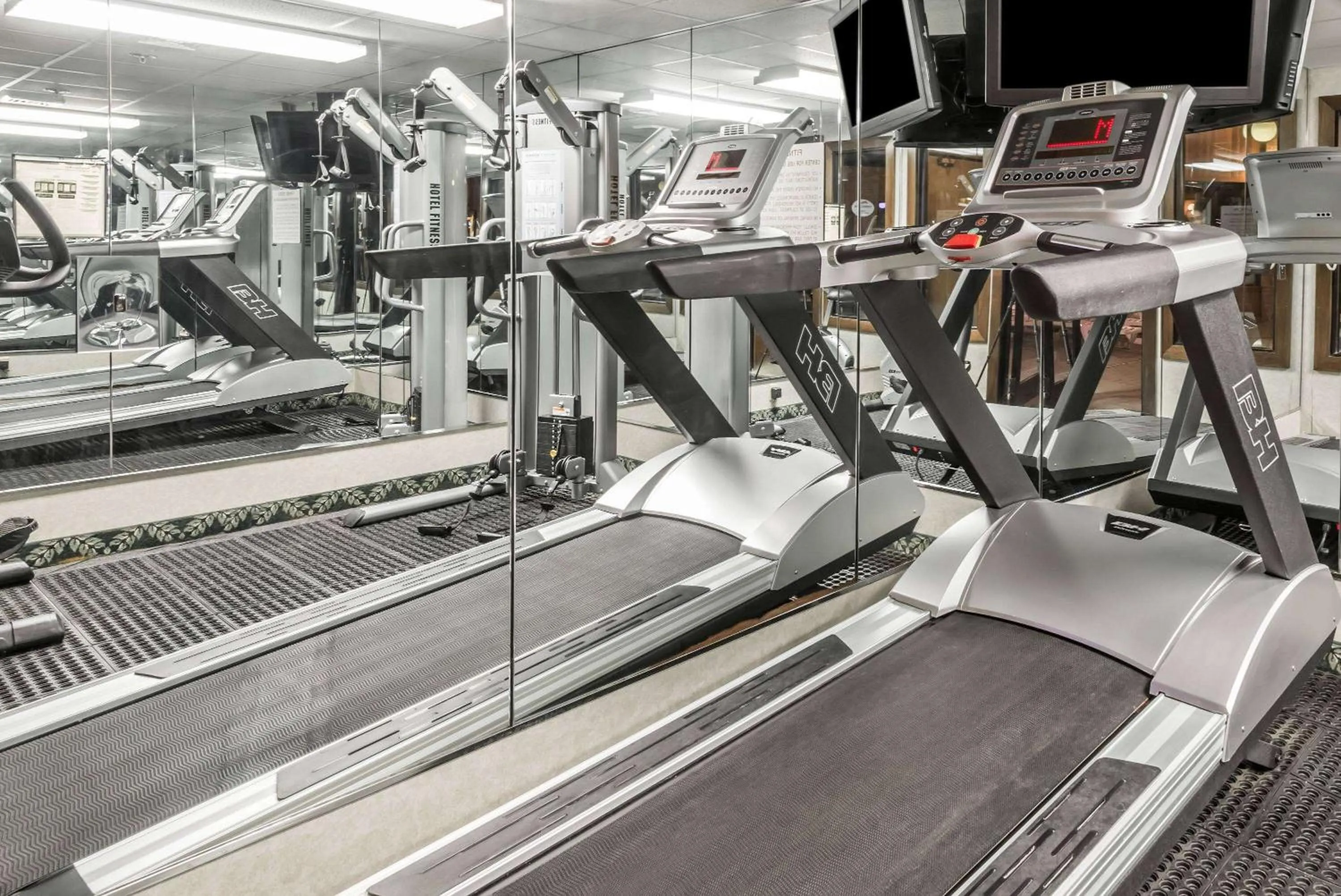 Fitness centre/facilities in Baymont by Wyndham Cambridge