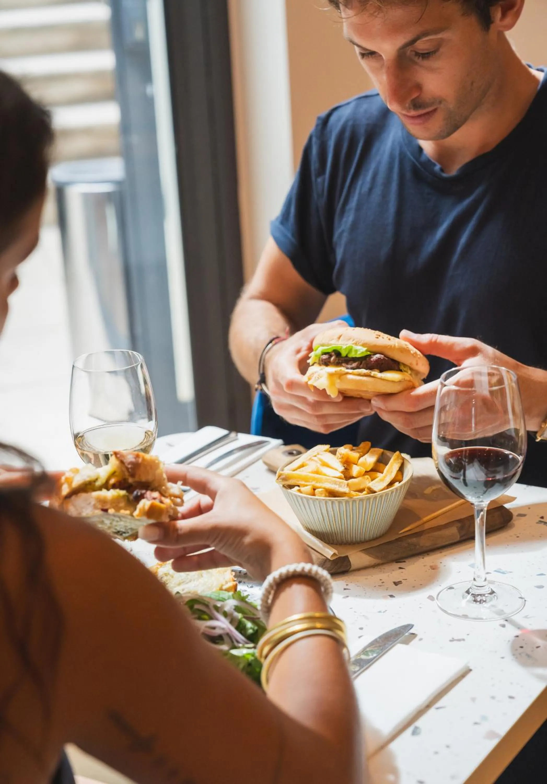 Restaurant/places to eat in Mercure Paris Gare Montparnasse TGV