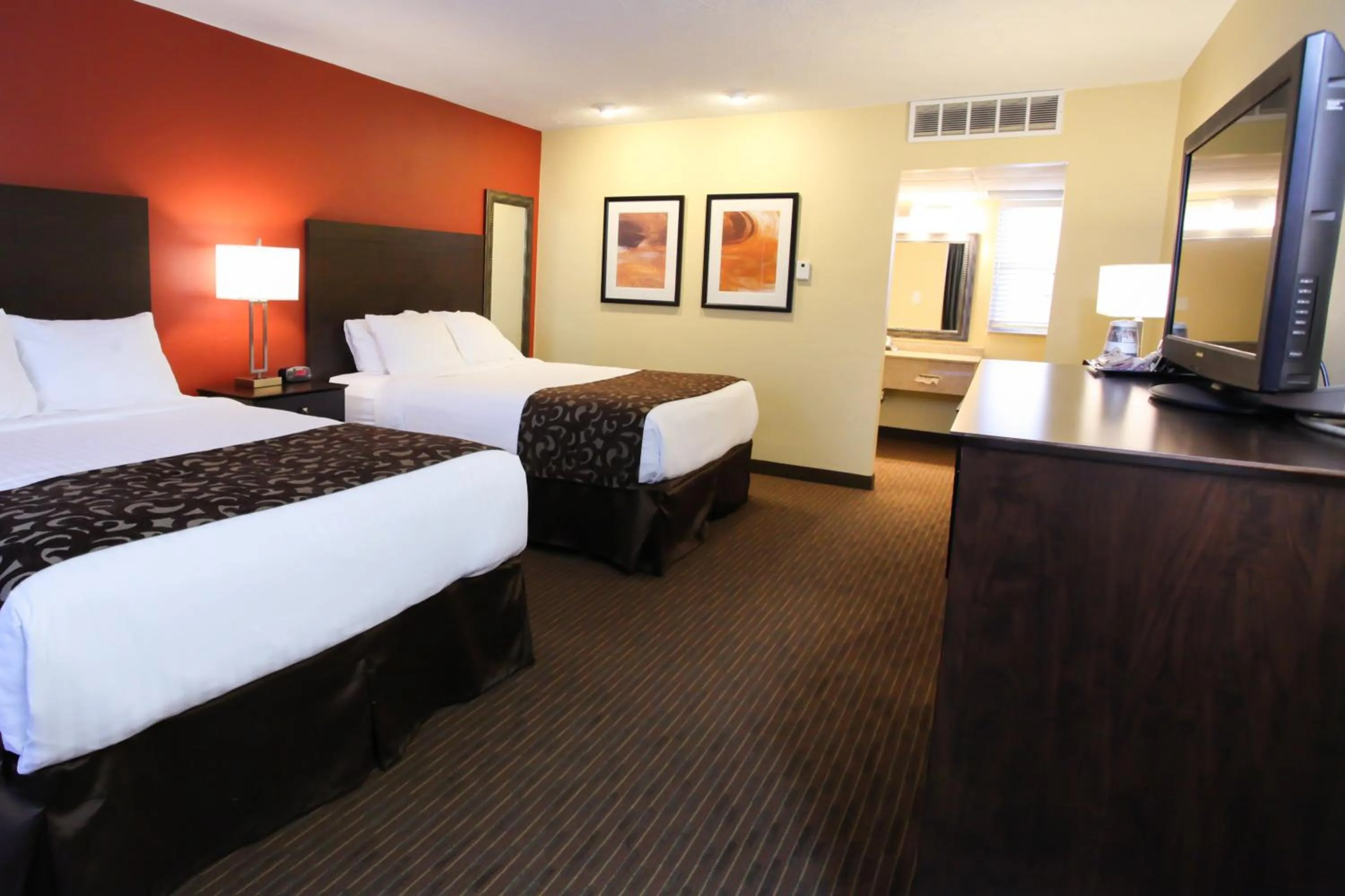 Photo of the whole room in Baymont by Wyndham Cedar City