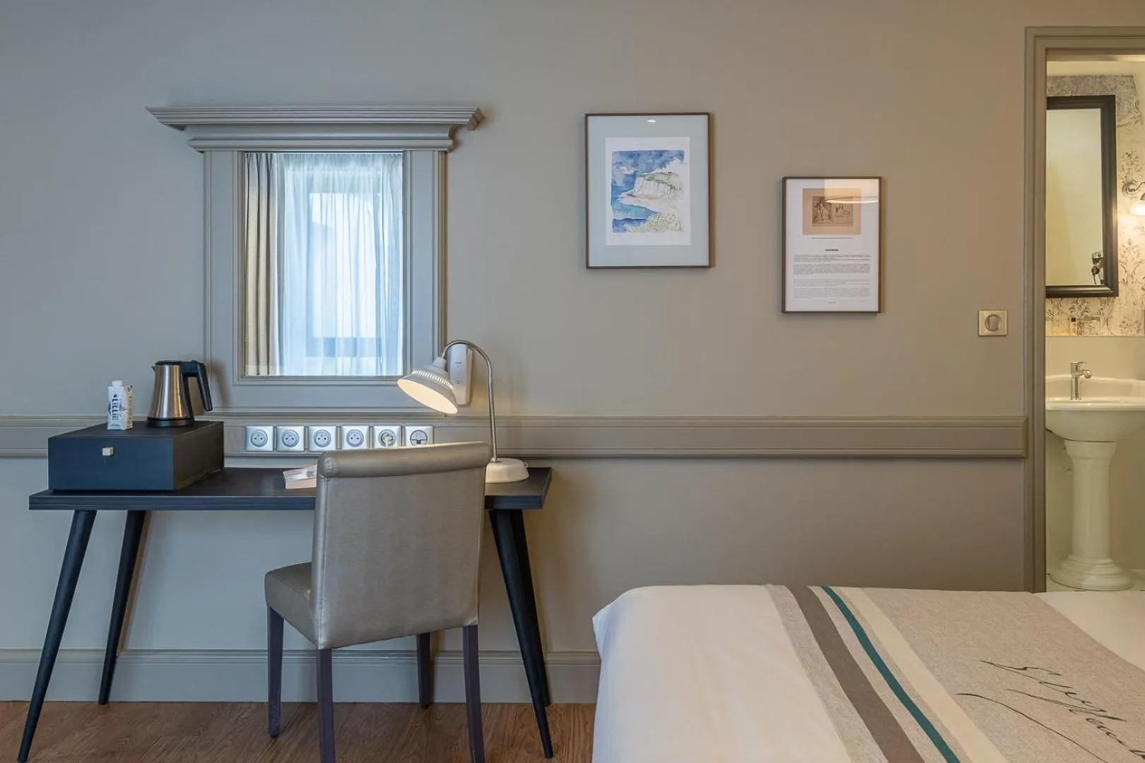 Bedroom, Bed in Hôtel Littéraire Gustave Flaubert, BW Signature Collection