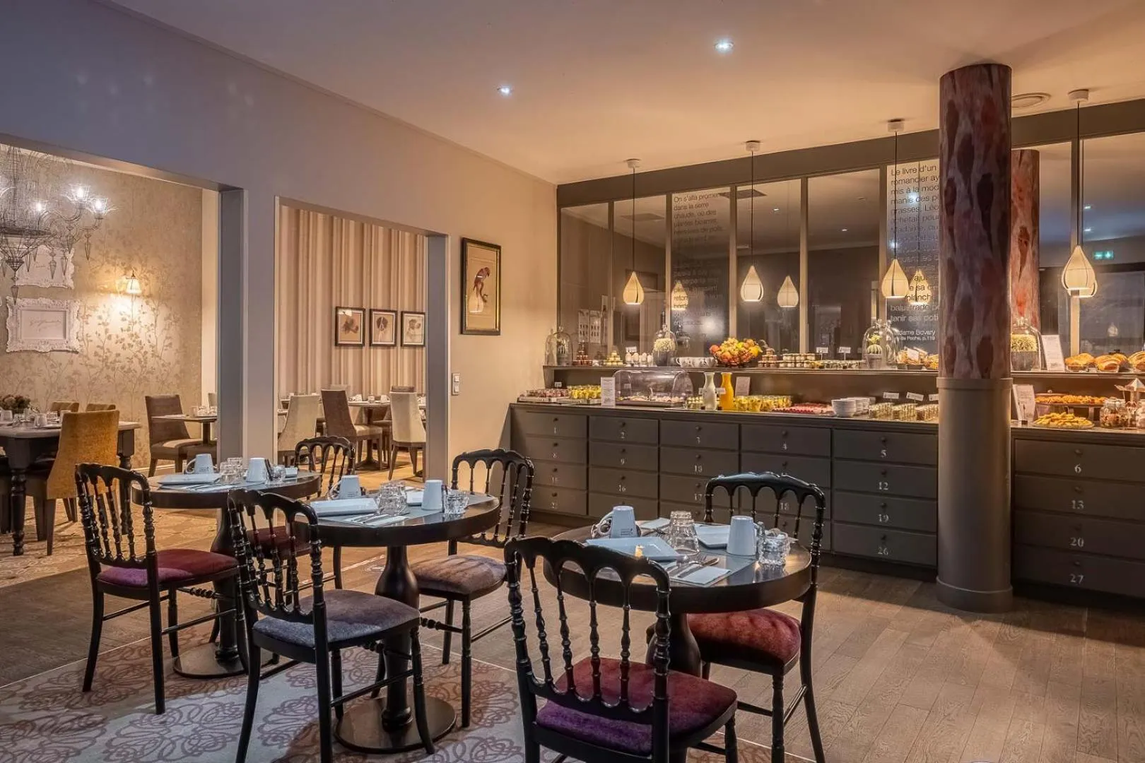 Food and drinks in Hôtel Littéraire Gustave Flaubert, BW Signature Collection