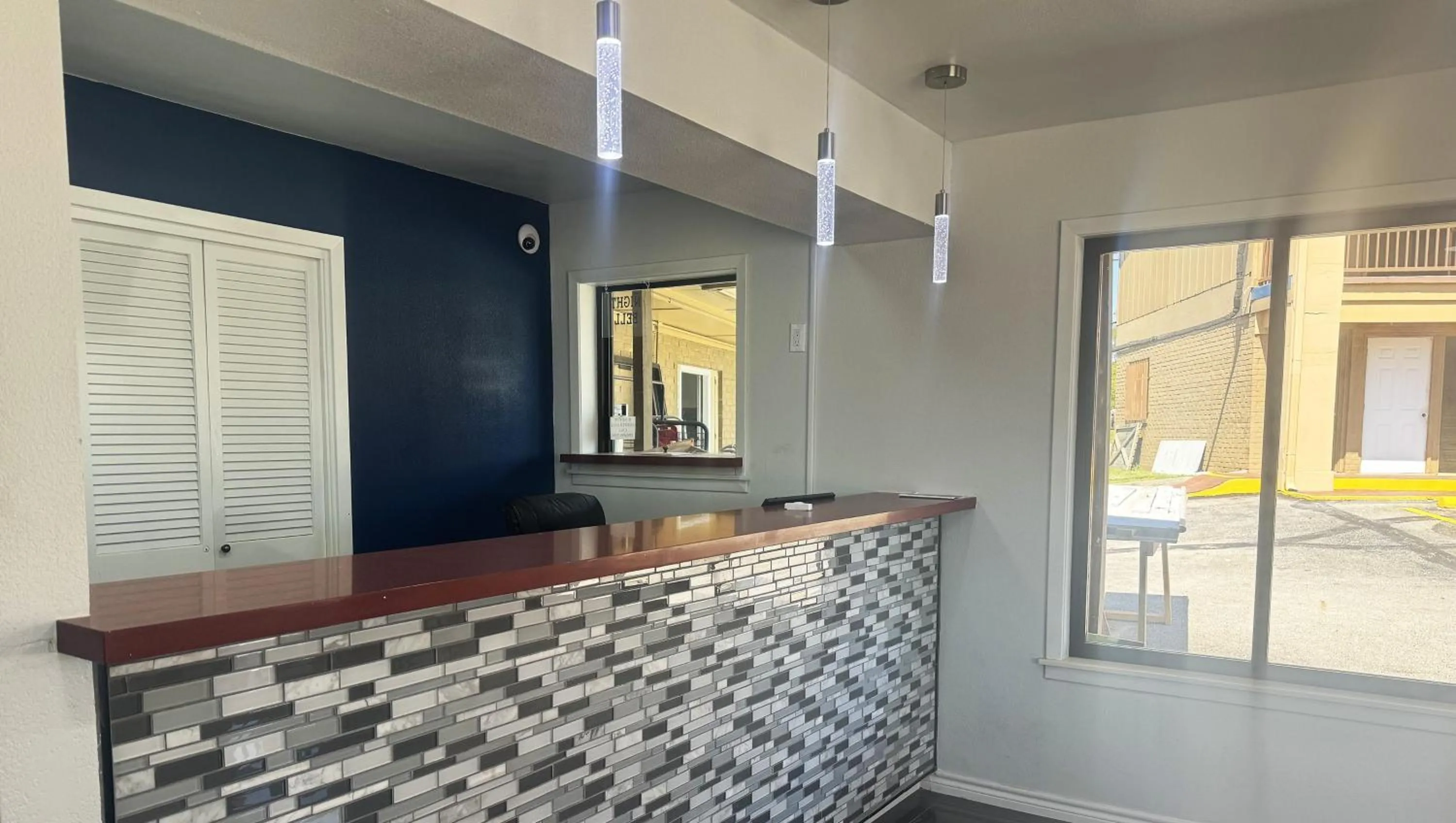 Breakfast in Xecutive Inn and Suites