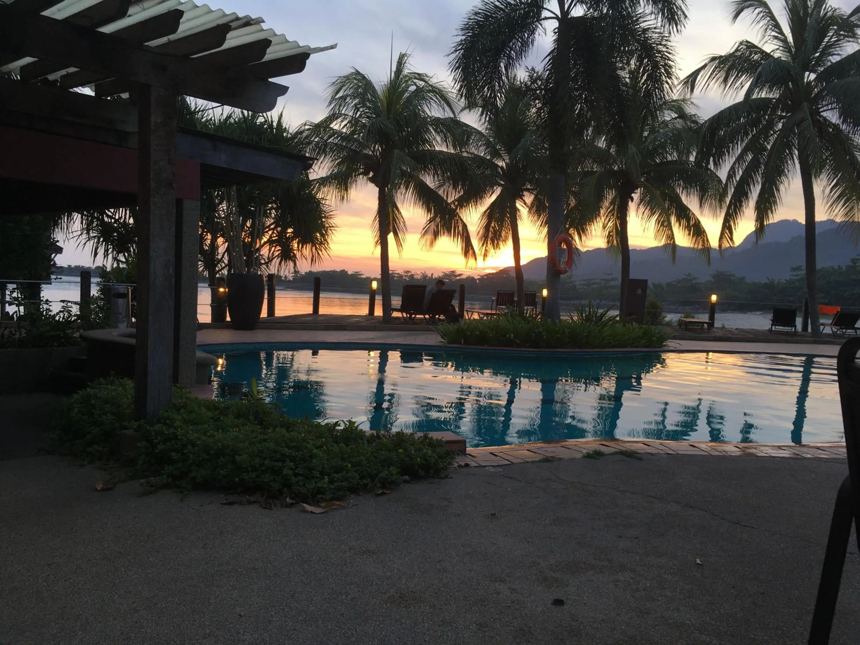Swimming pool in LANGKAWI LAGOON RESORT OCEAN SUITE