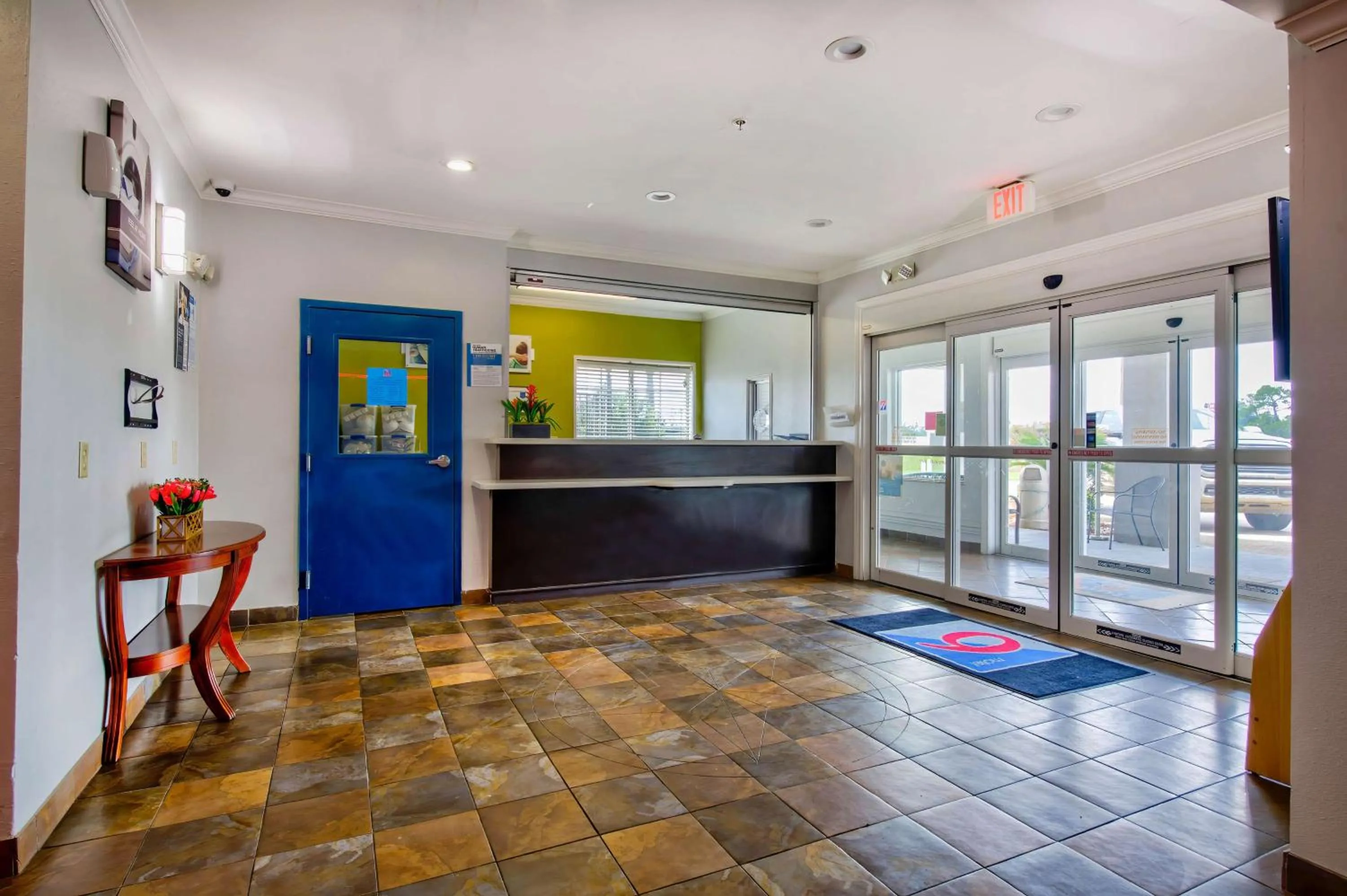 Lobby or reception in Studio 6-Sulphur, LA