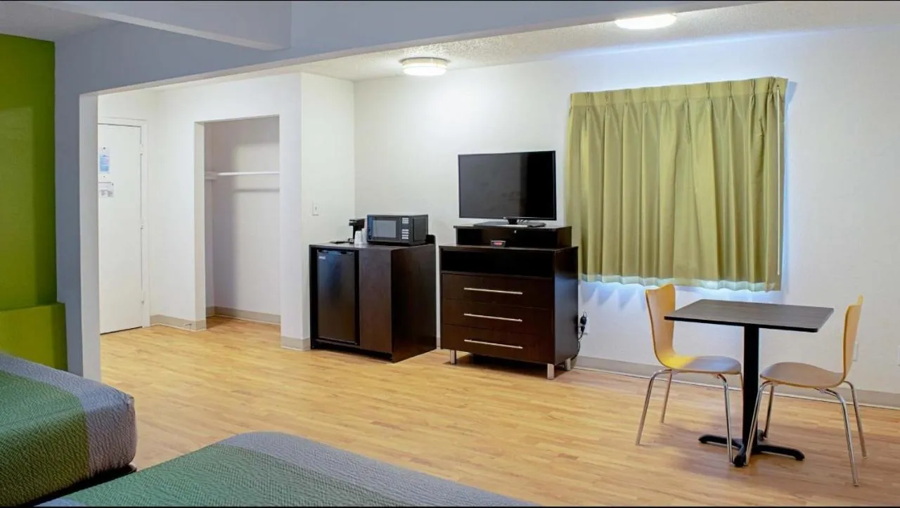 Studio Lodge - Cincinnati - Springdale