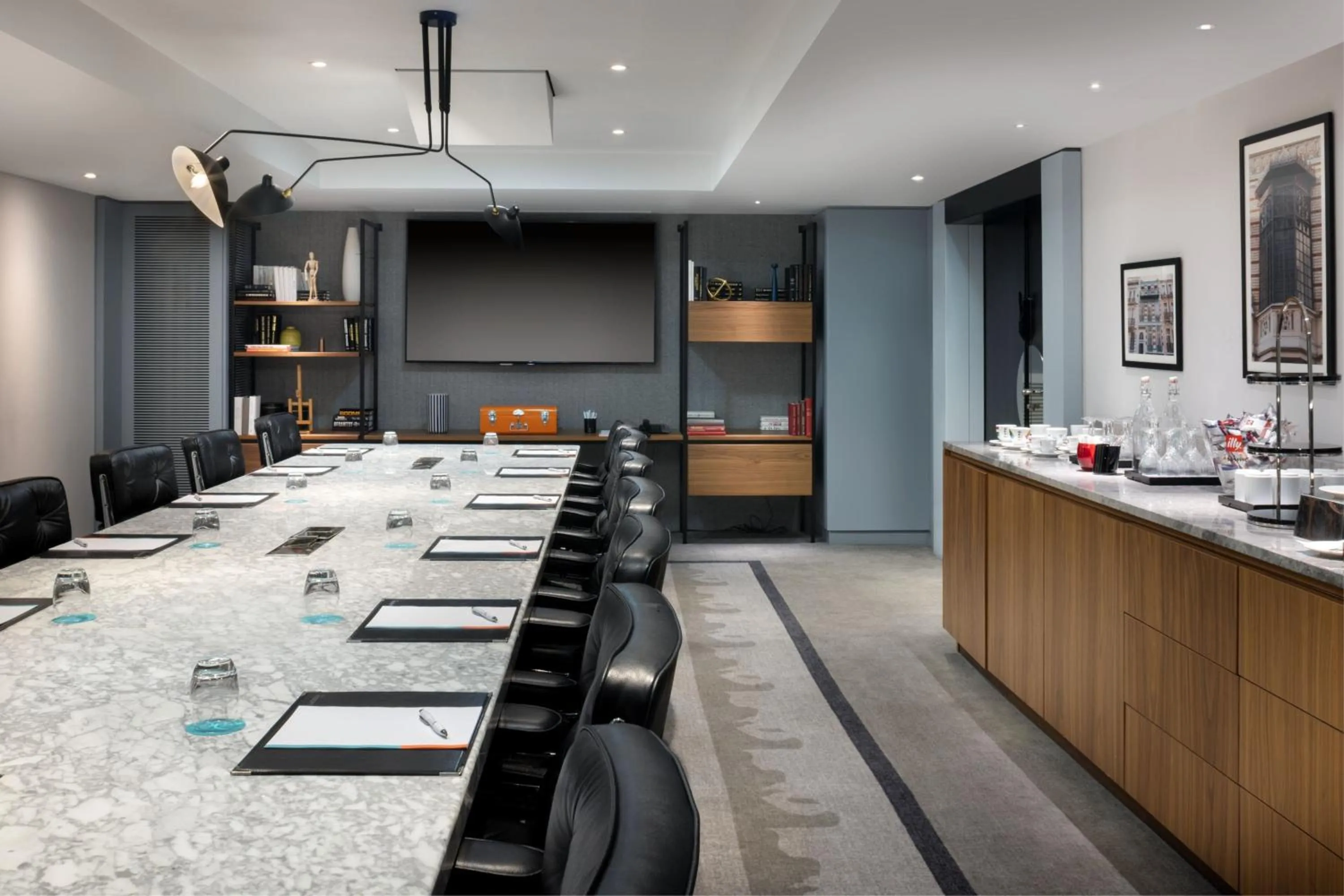 Meeting/conference room in Le Méridien Paris Arc De Triomphe