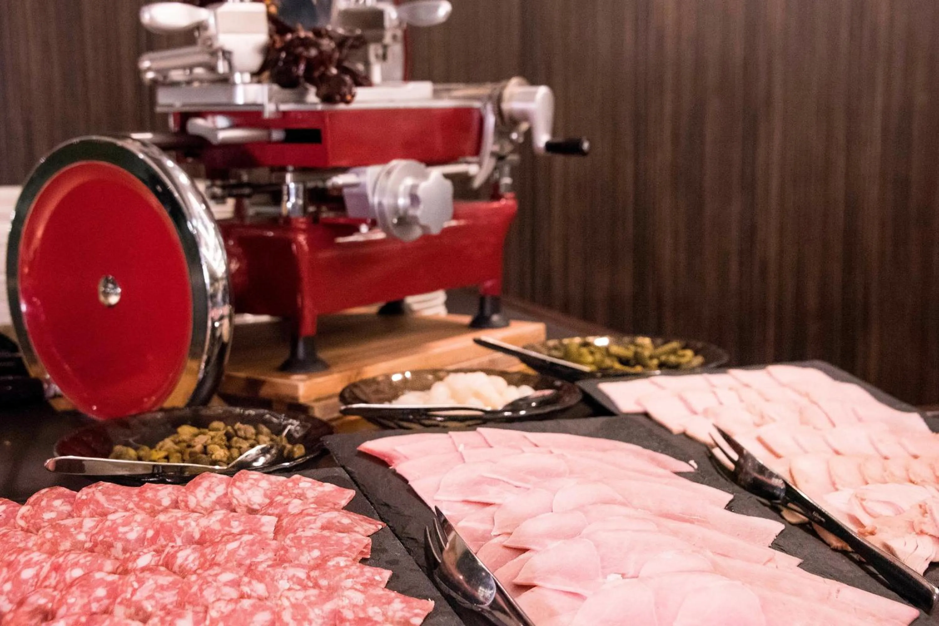 Breakfast in Le Méridien Paris Arc De Triomphe