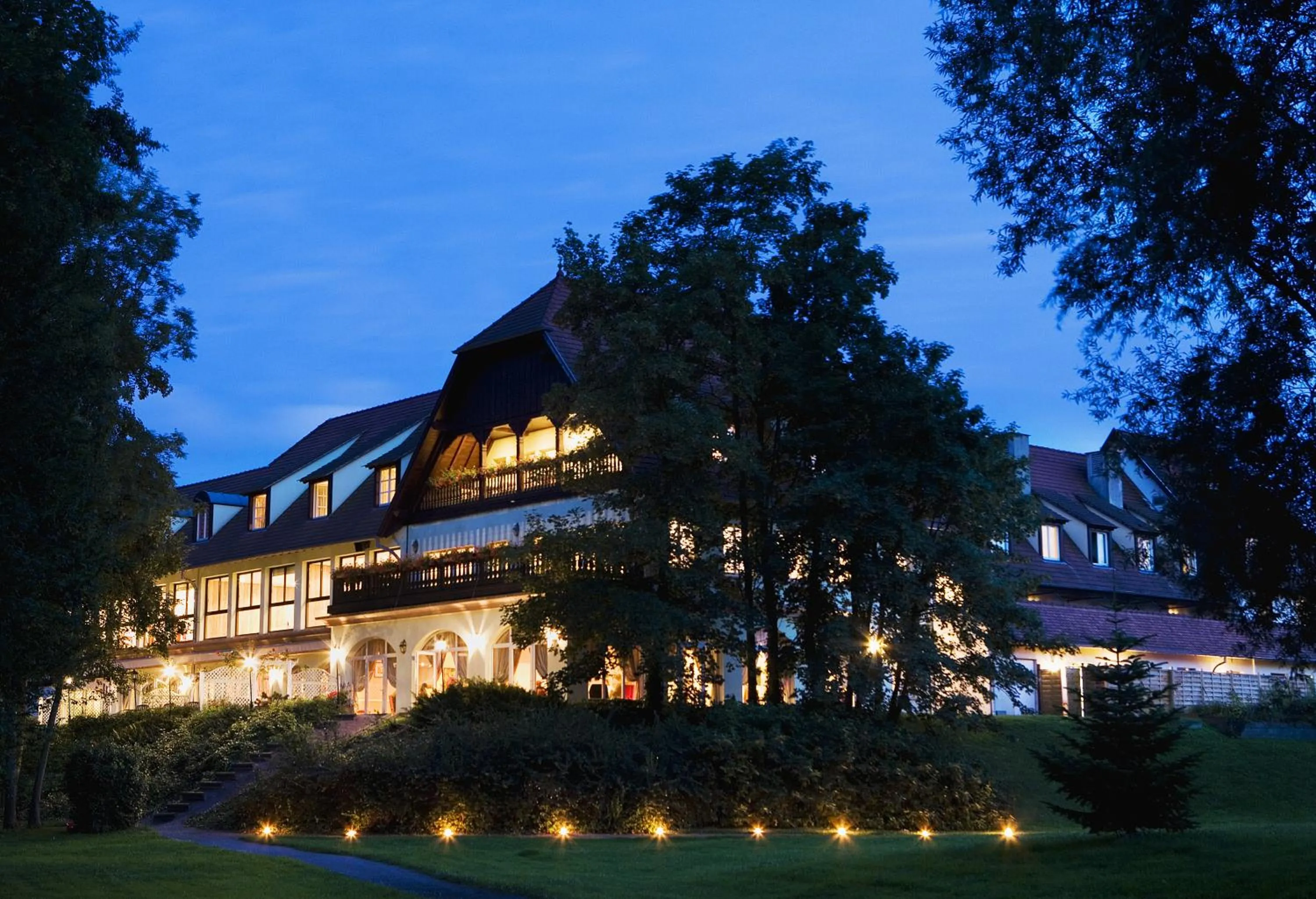Facade/entrance in Hôtel Château de l'ile