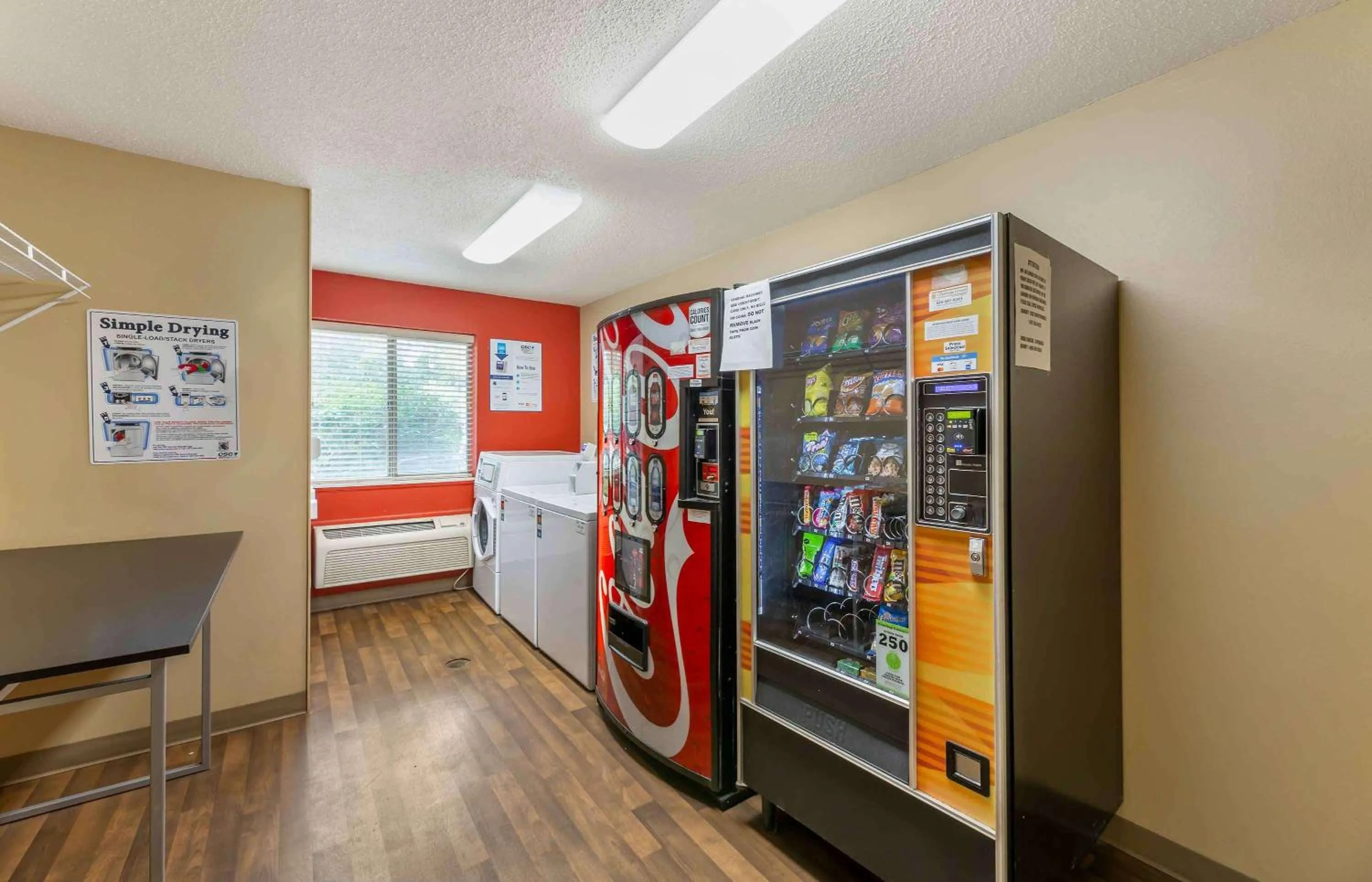 Property building in Suburban Studios Copley Akron West