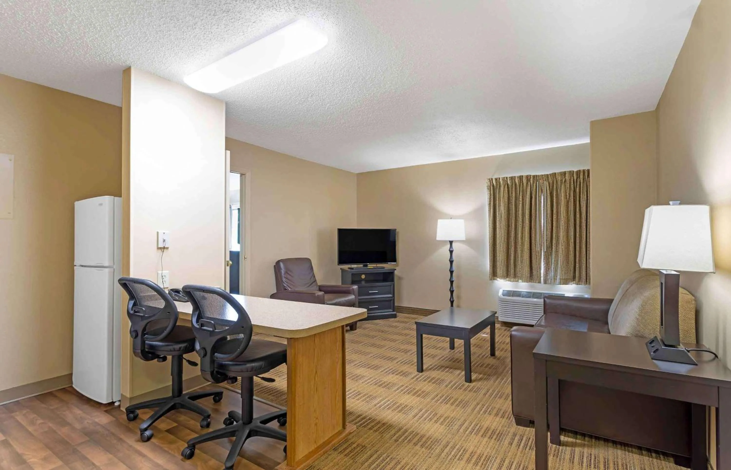 Bedroom in Extended Stay America Suites - Knoxville - West Hills