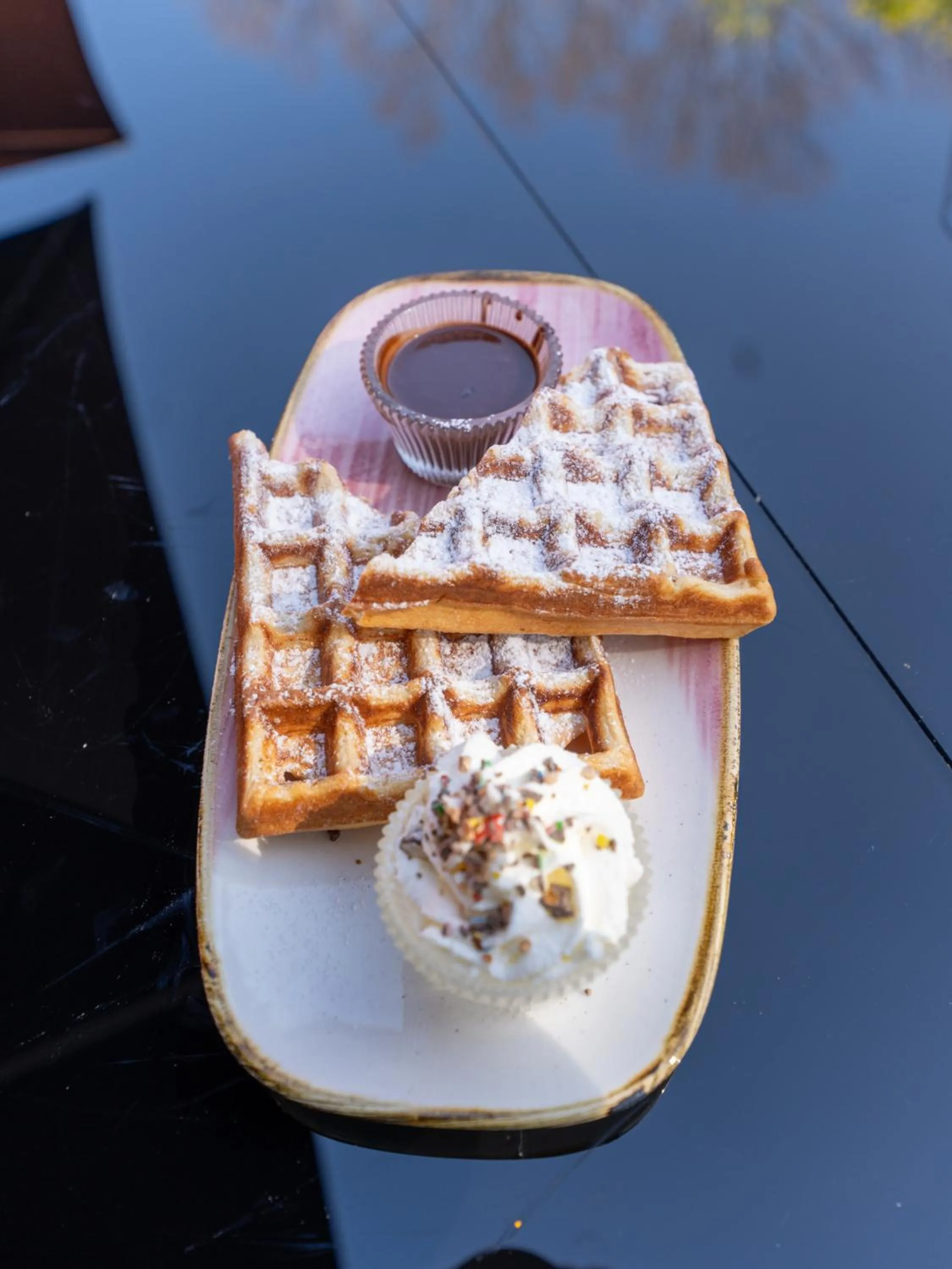 Restaurant/places to eat in Kyriad Lyon Sud Sainte Foy