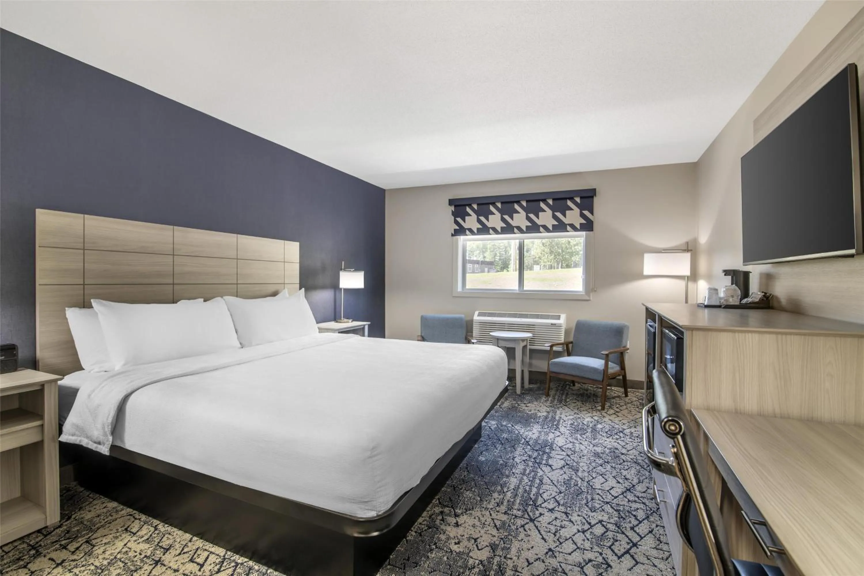 Bedroom, Bed in Best Western Caribou Inn