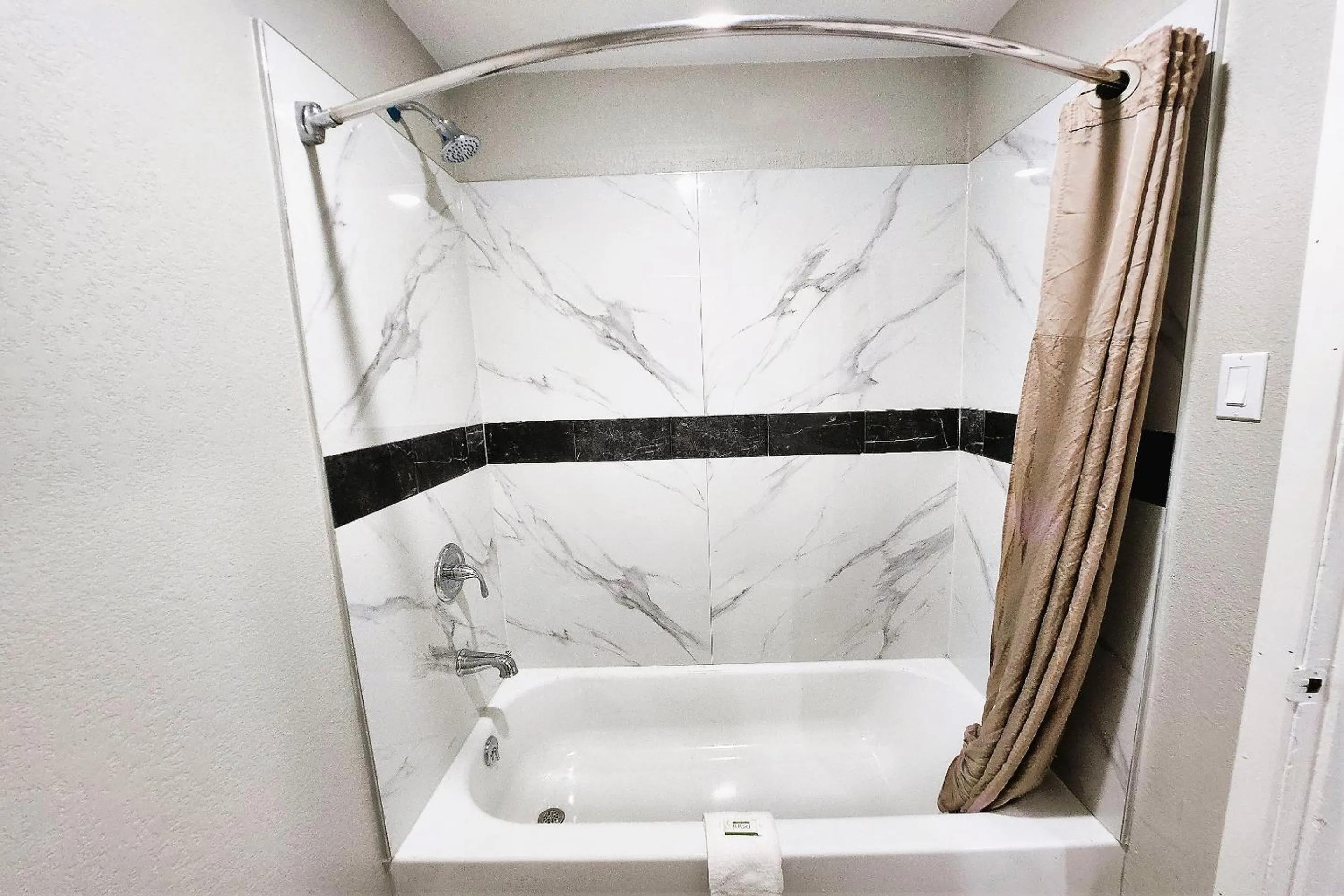 Bathroom in Travel Inn by OYO, Hwy 80 - Jackson