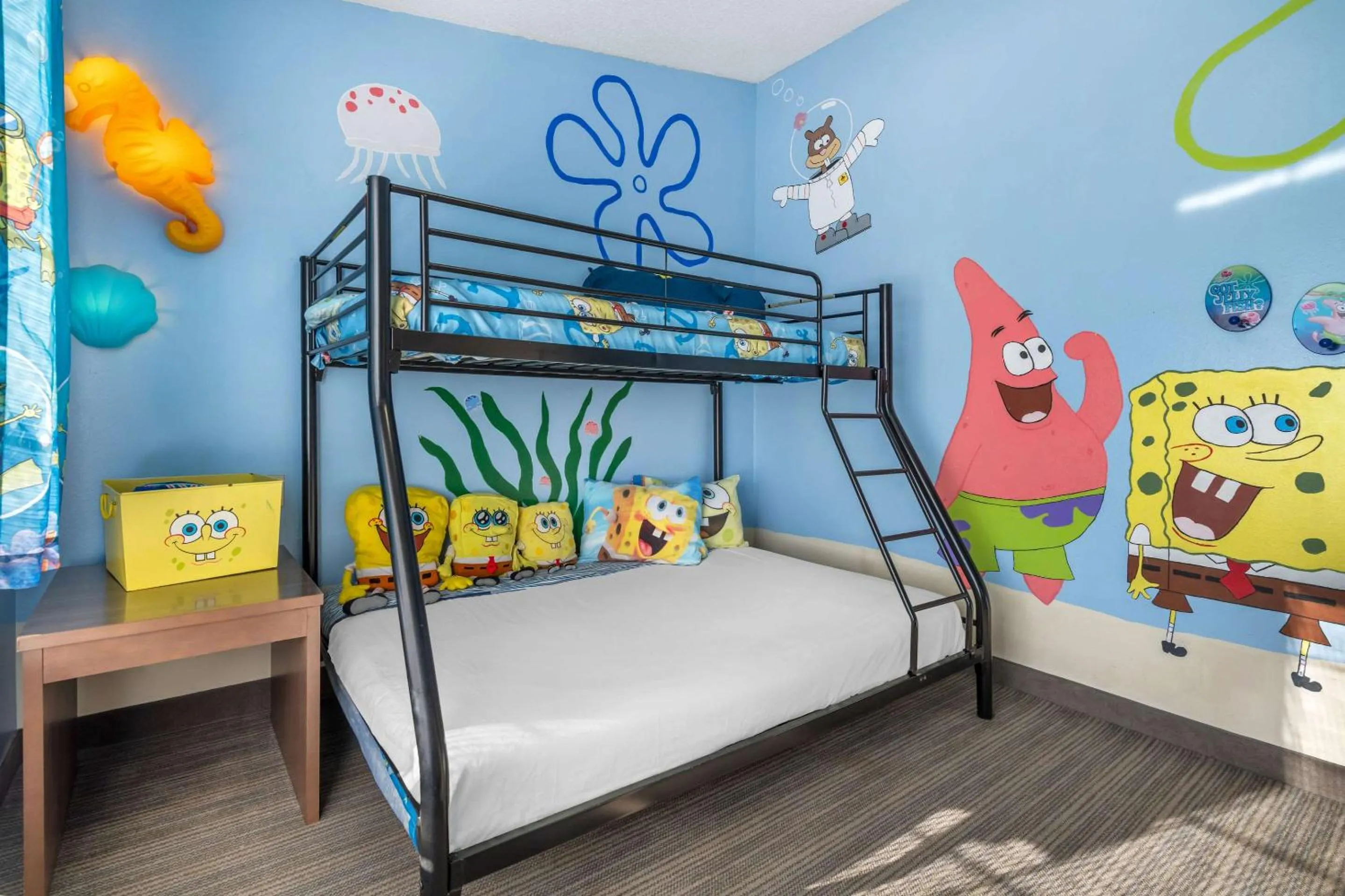 Bedroom, Bed in Country Inn & Suites by Radisson, Watertown, SD