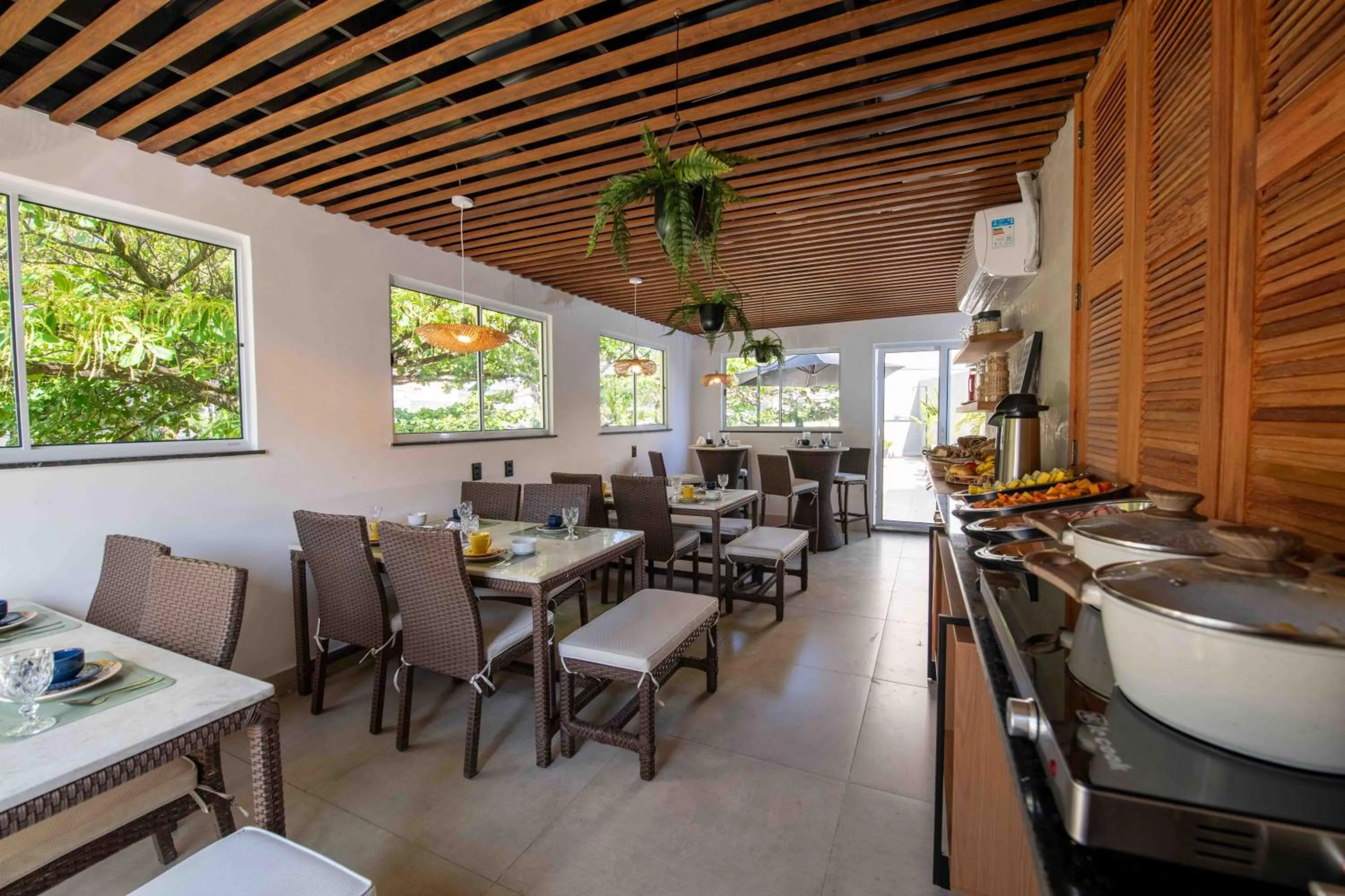 Restaurant/places to eat in Leblon Design Hotel