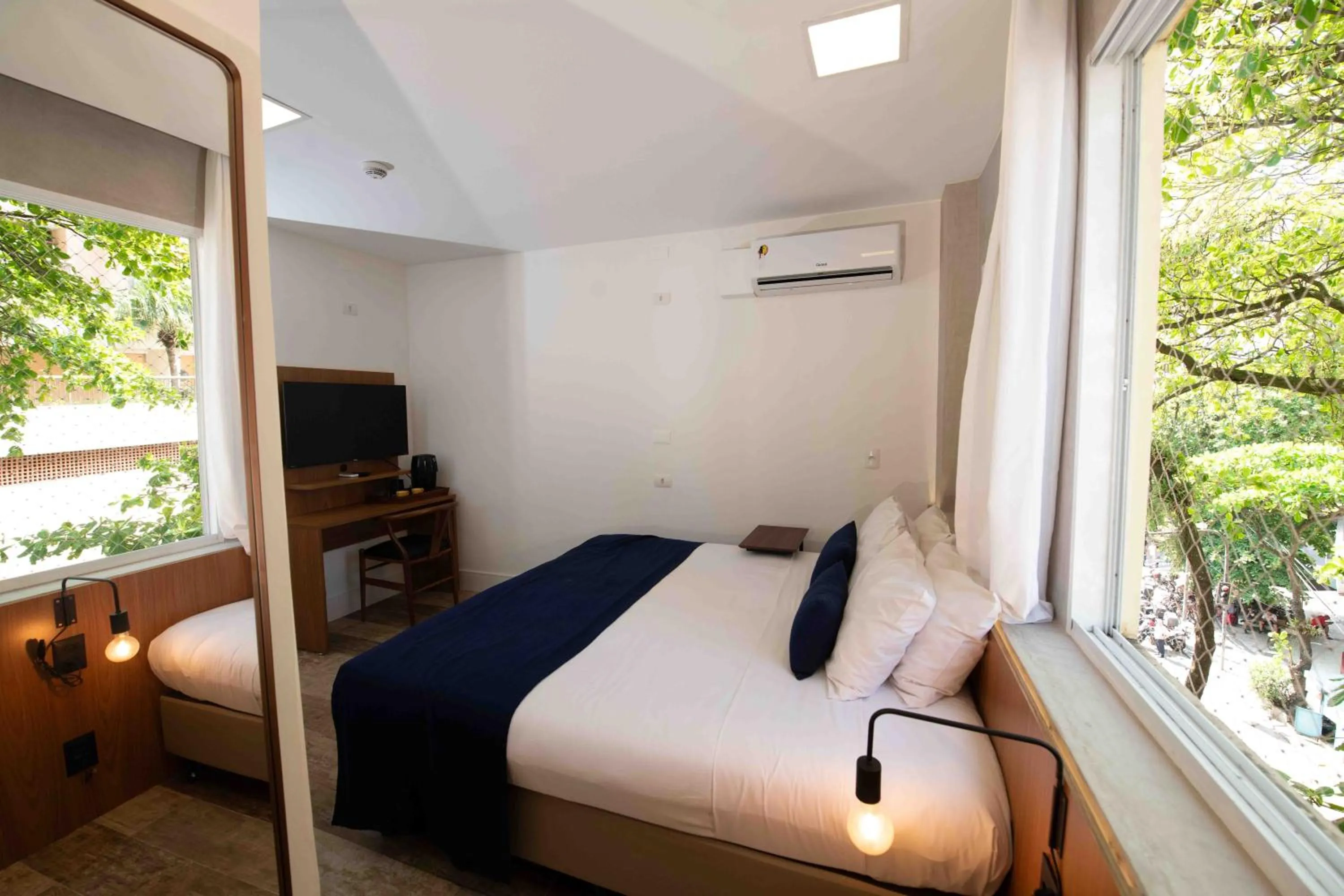 Bedroom, Bed in Leblon Design Hotel