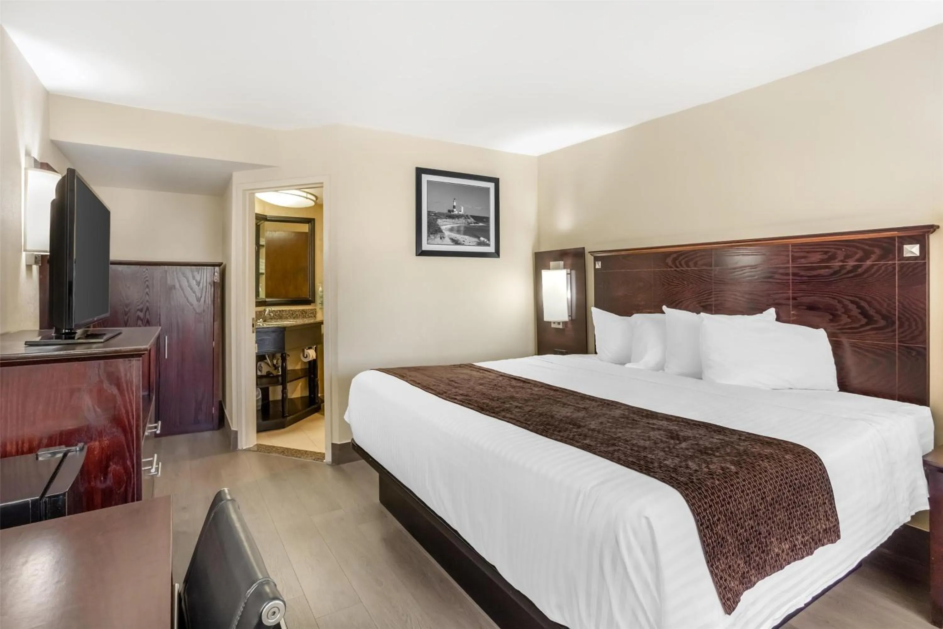 Bedroom, Bed in Best Western Bar Harbour Inn