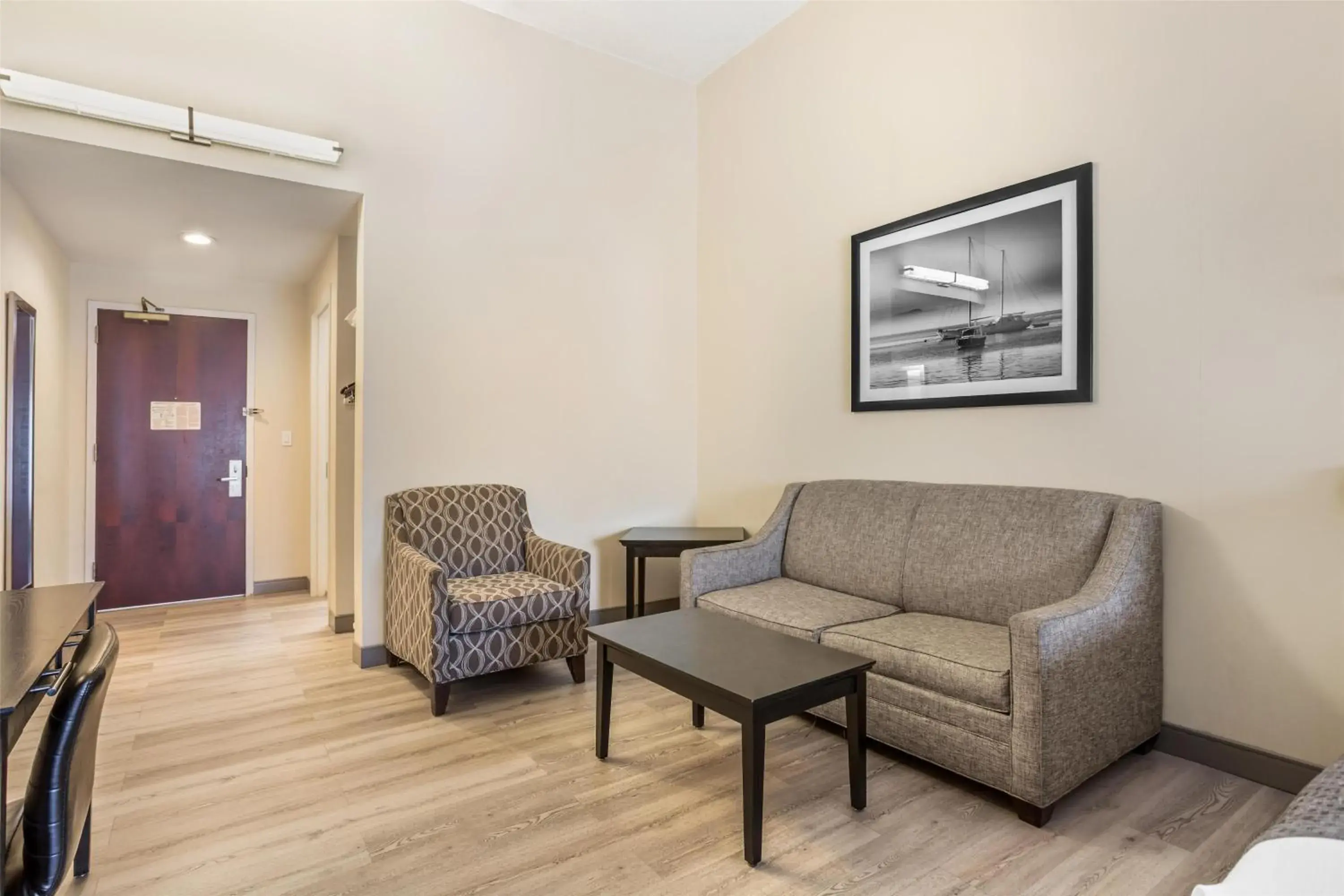 Queen Suite with Two Queen Beds in Best Western Bar Harbour Inn Queen Suite with Two Queen Beds in Best Western Bar Harbour Inn