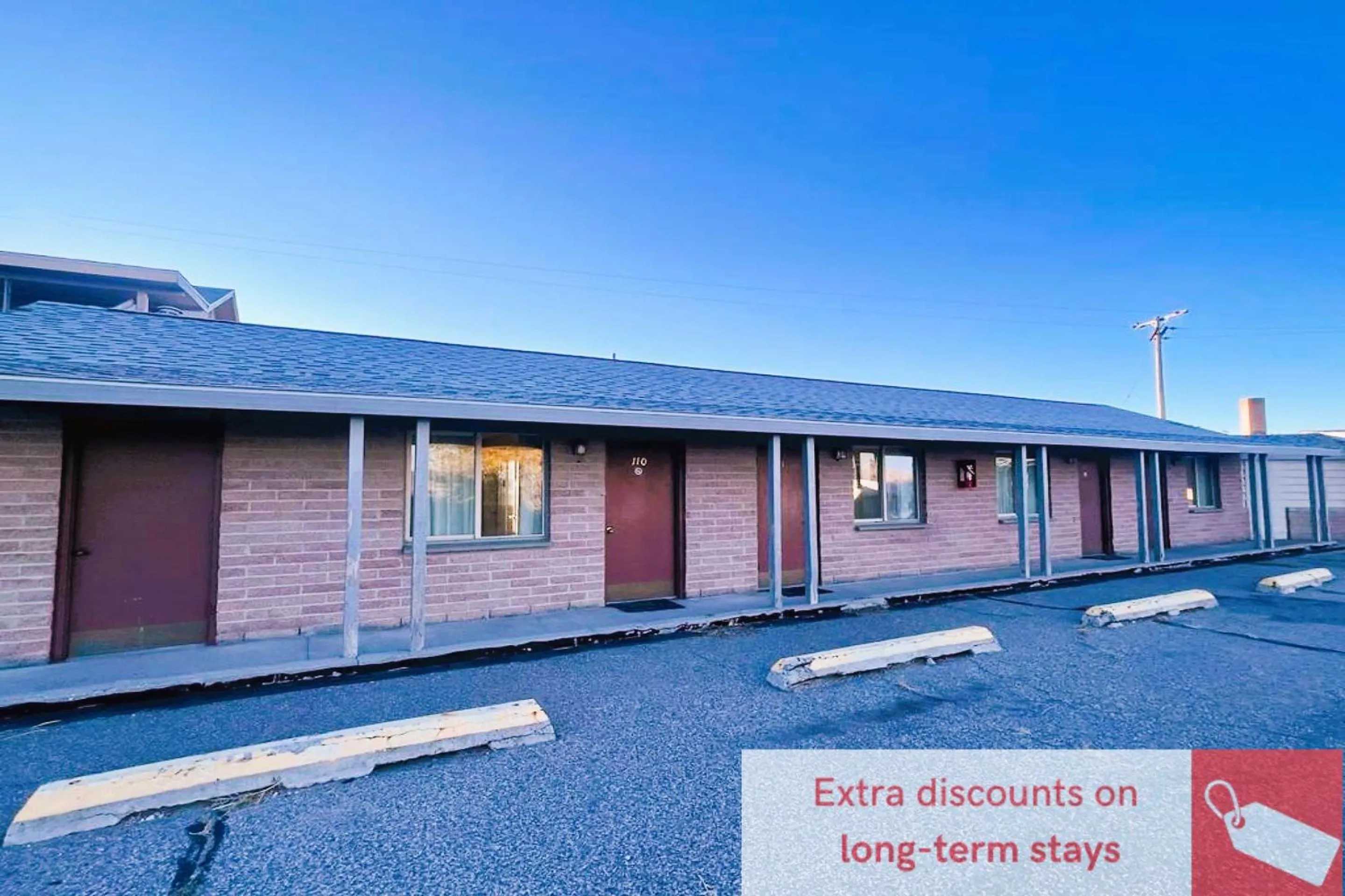 Love Hotels Desert Inn & RV by OYO at Boysen Wind River WY