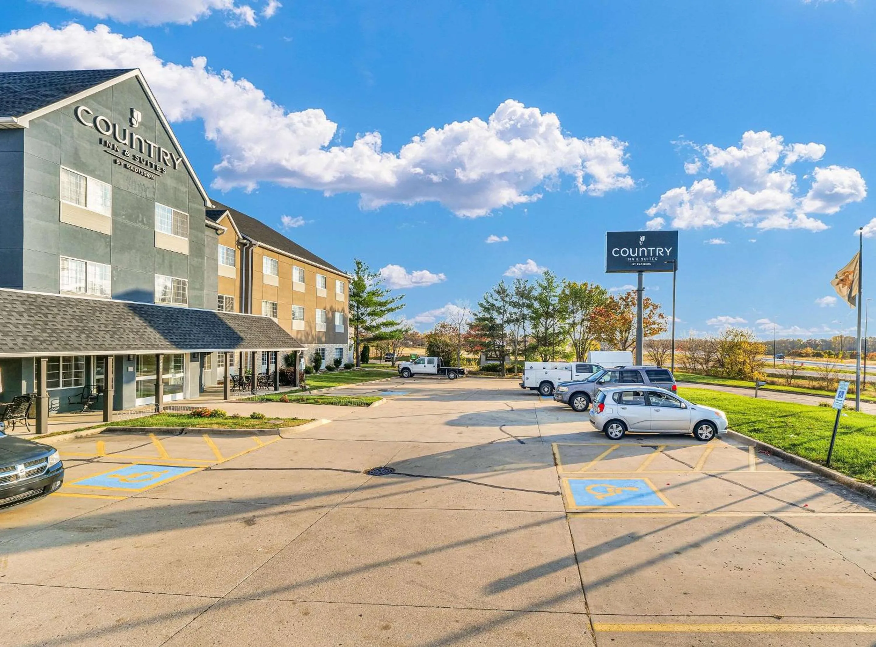 Country Inn & Suites by Radisson, Decatur, IL