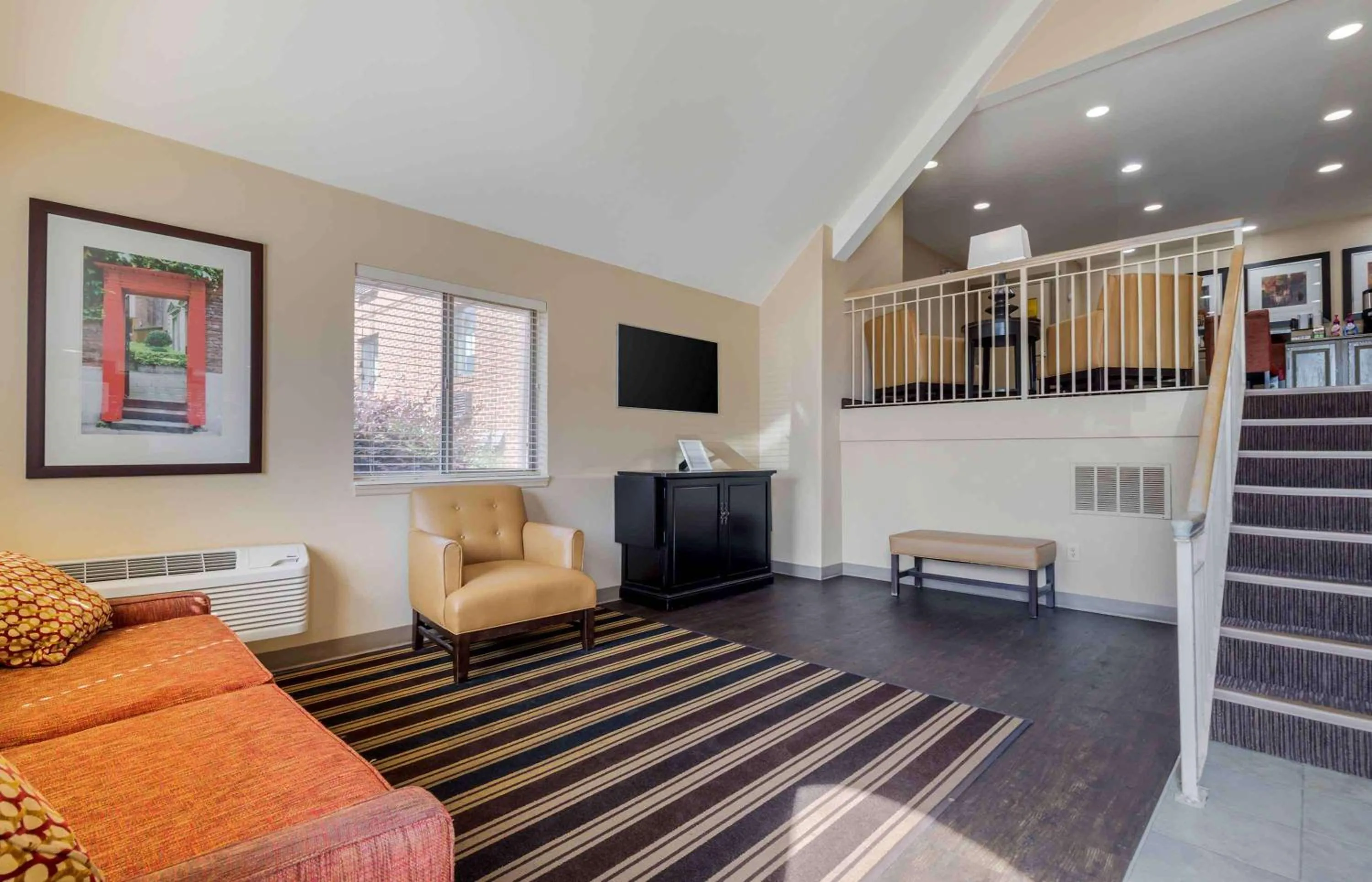 Lobby or reception in Studio 6 Suites Greenville, SC - Haywood Mall