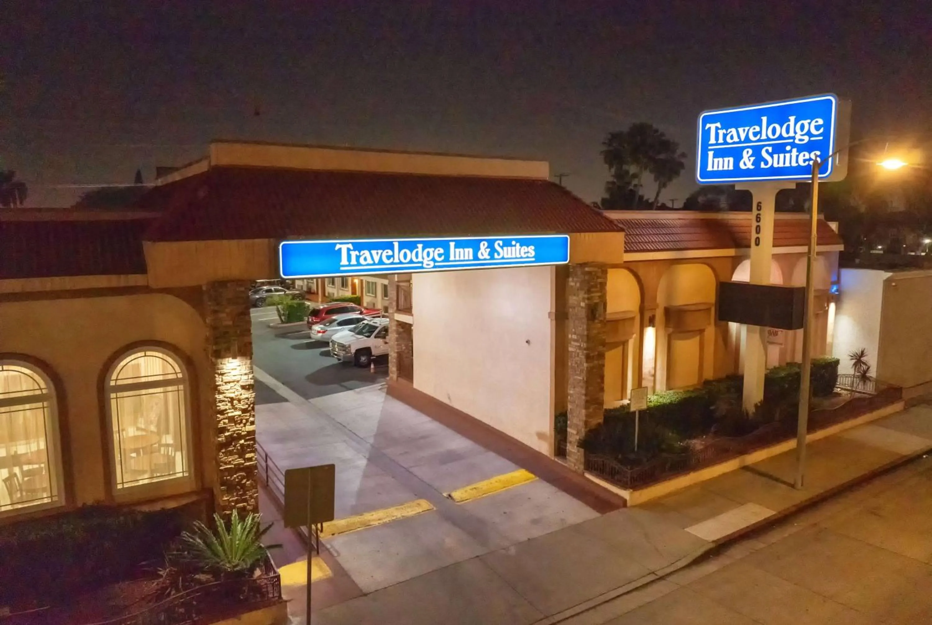 Property building in Travelodge Inn & Suites by Wyndham Bell Los Angeles Area