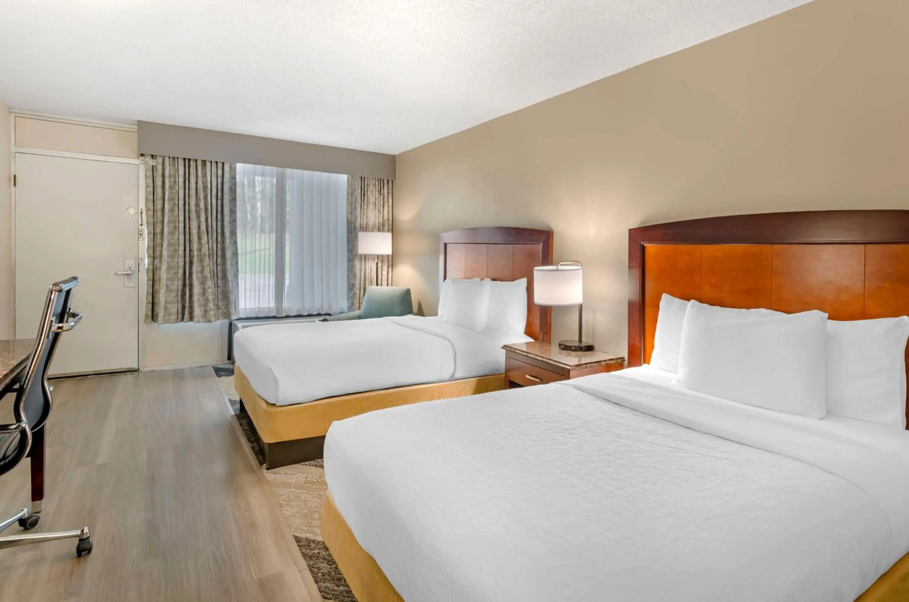 Bedroom, Bed in Best Western Lexington Inn