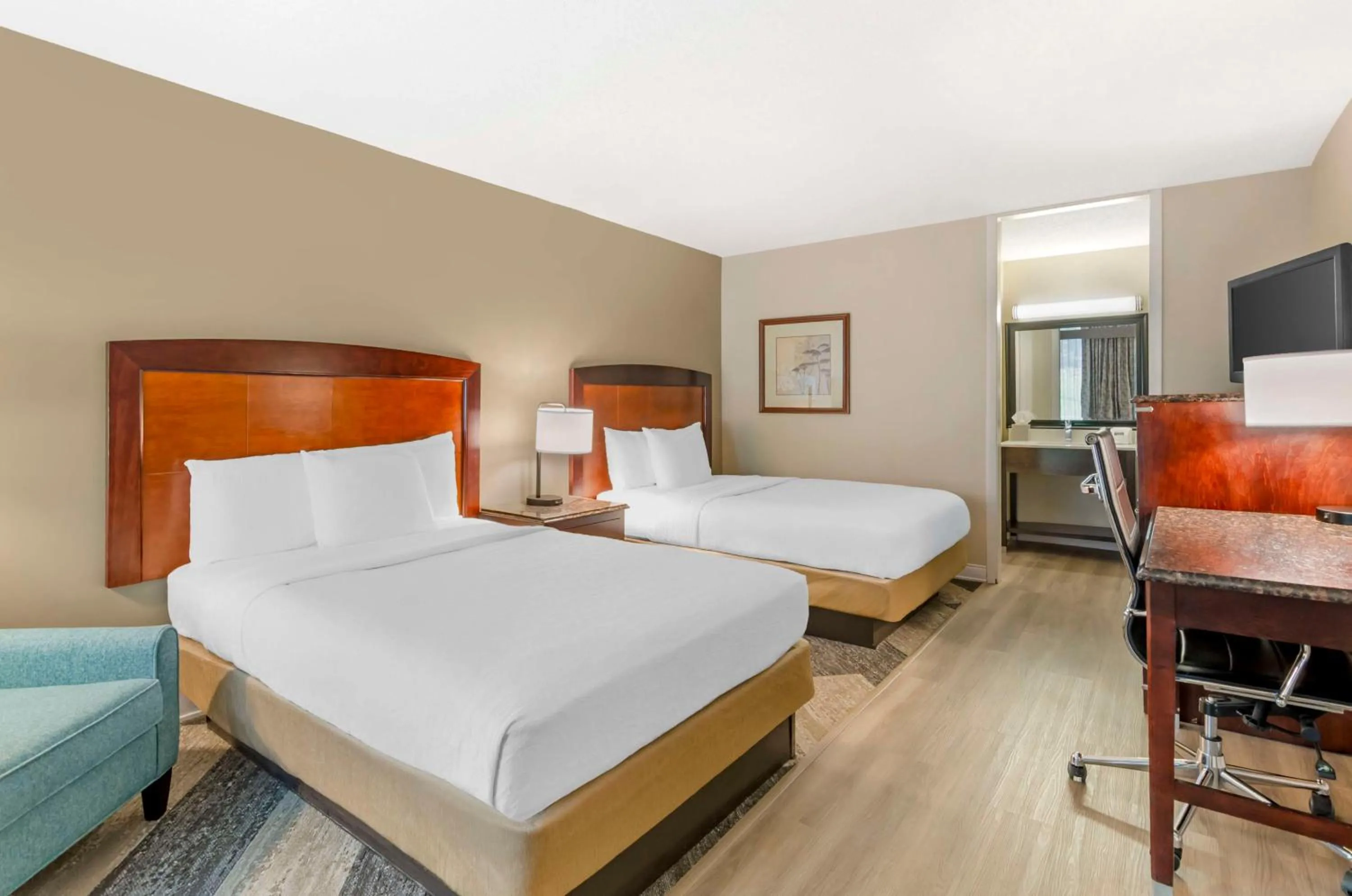 Bedroom, Bed in Best Western Lexington Inn