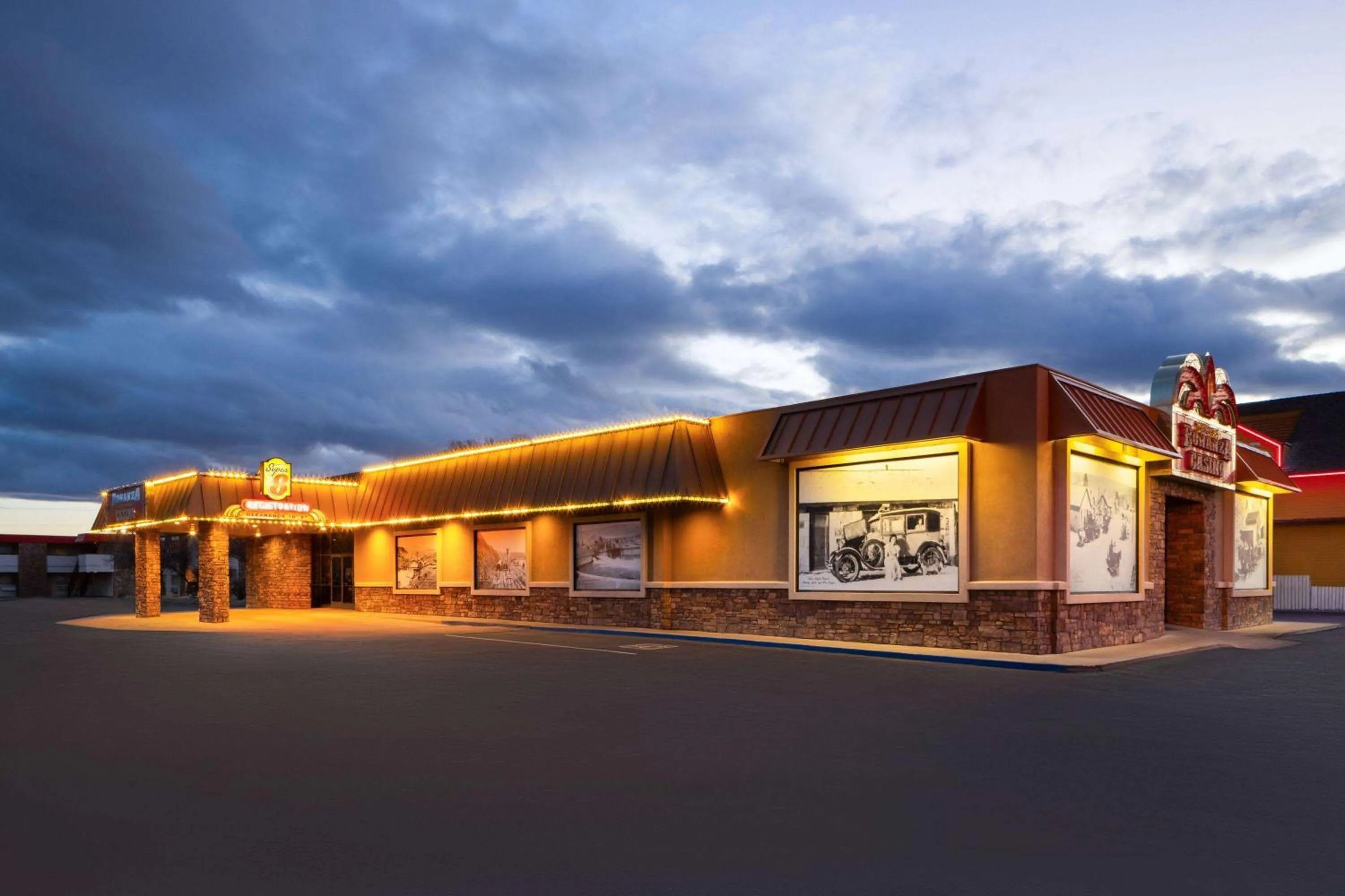 Property building in Super 8 by Wyndham Fallon