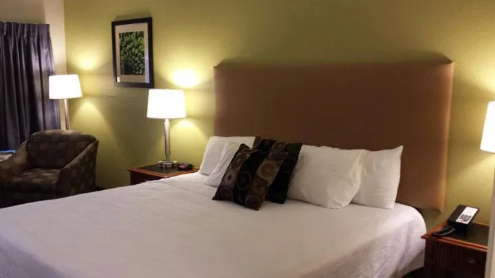 Bed in Wingfield Inn