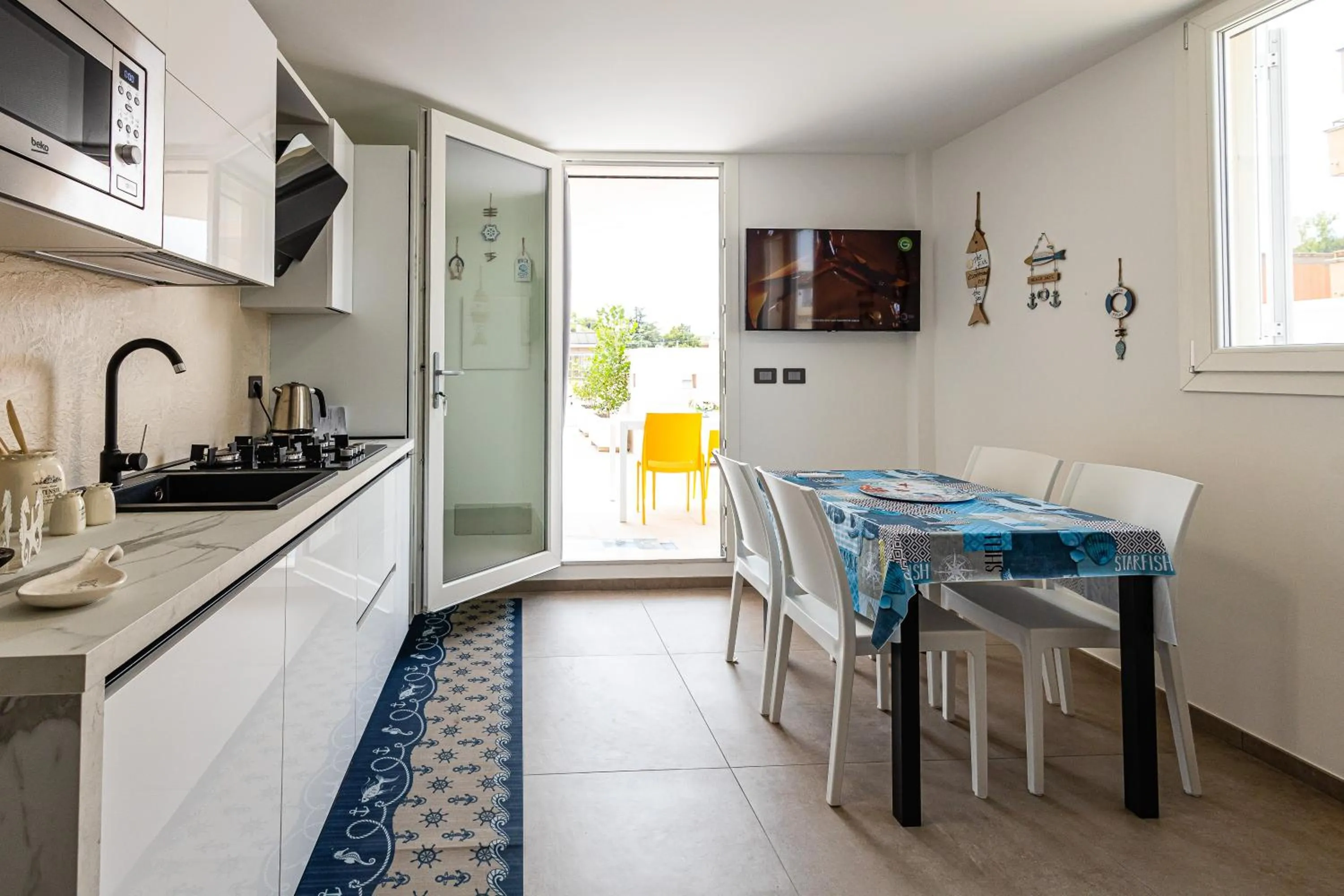 TV and multimedia in La Collina di Montegrappa - Suites with Heated Private Pool - Suites with Shared Pool