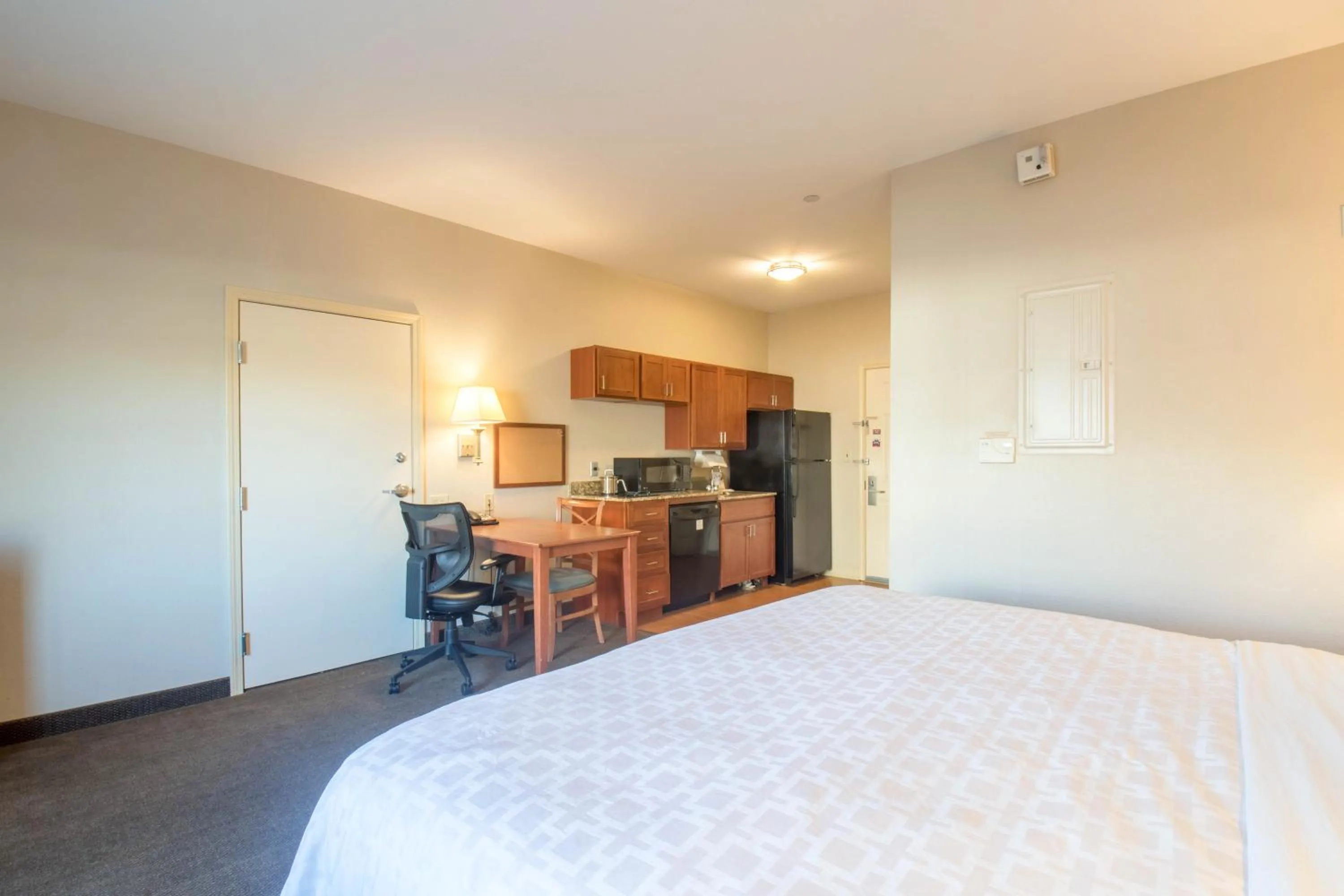 Bed in Western Slope Suites Parachute