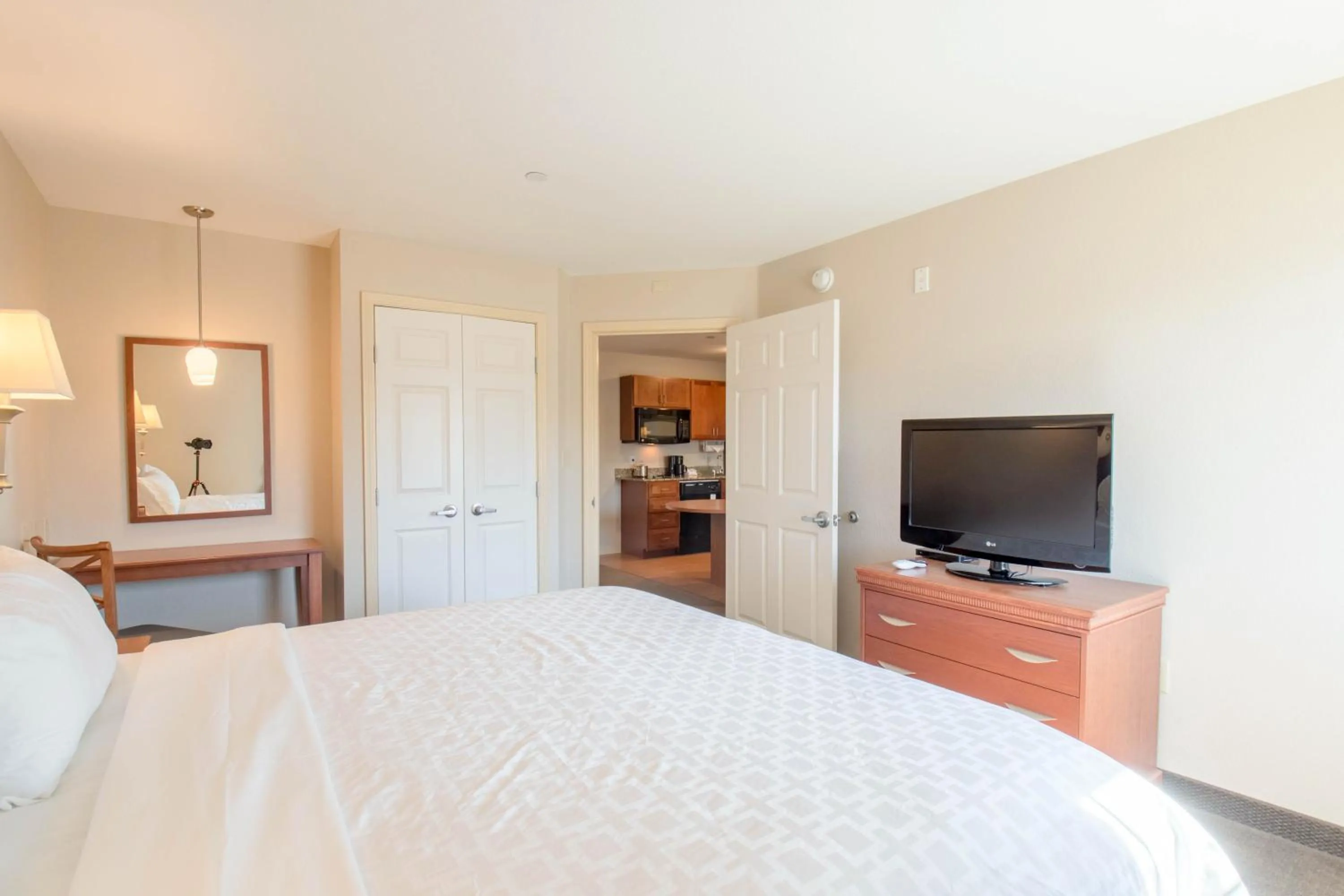 Bed in Western Slope Suites Parachute