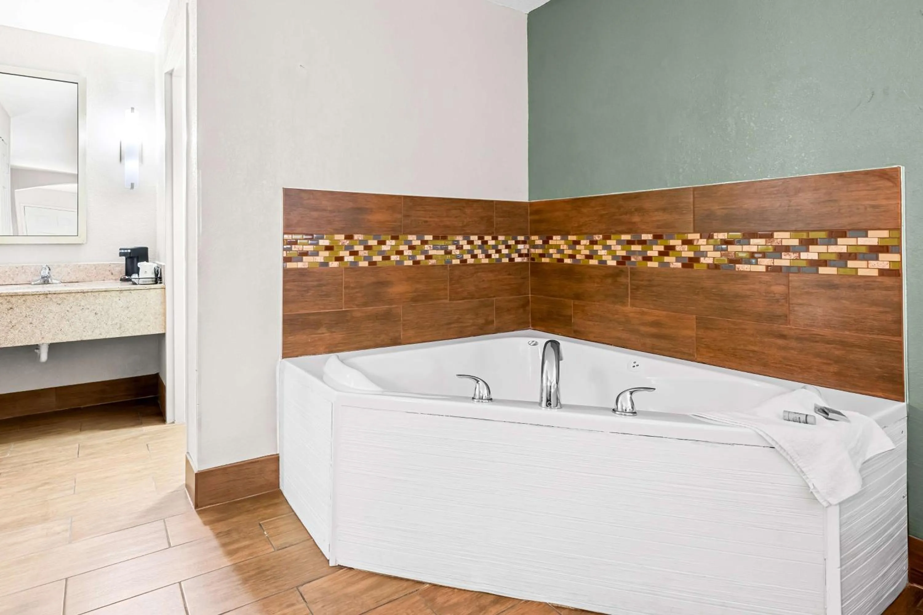 Spa and wellness centre/facilities in Best Western Executive Suites