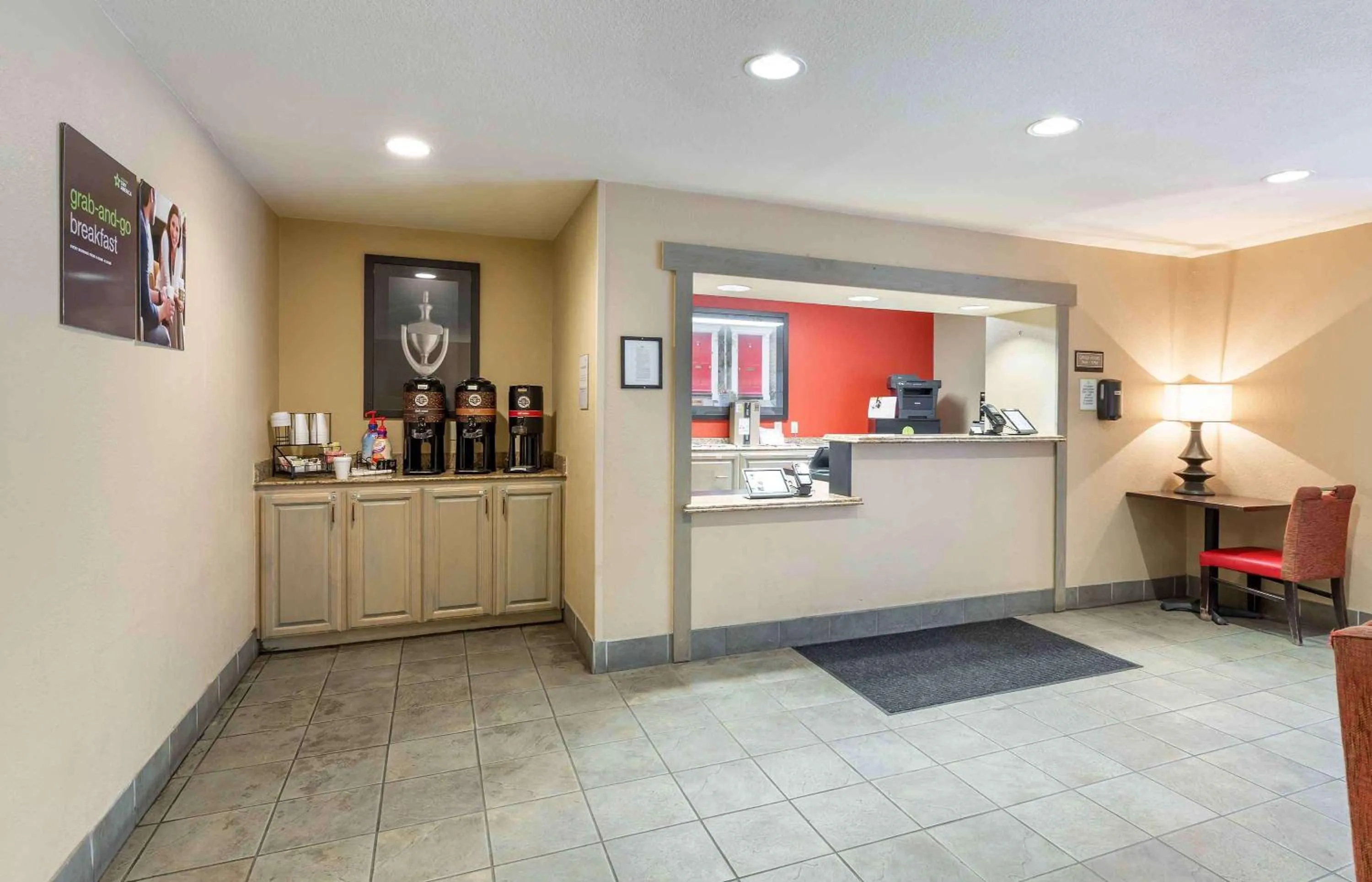 Breakfast in Extended Stay America Suites - Cleveland - Westlake