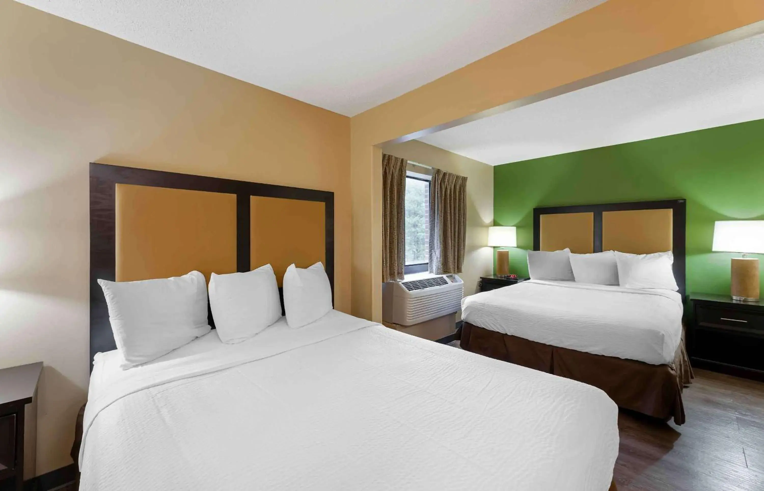 Studio with Two Queen Beds - Non-Smoking in Extended Stay America Suites - Cleveland - Westlake Studio with Two Queen Beds - Non-Smoking in Extended Stay America Suites - Cleveland - Westlake