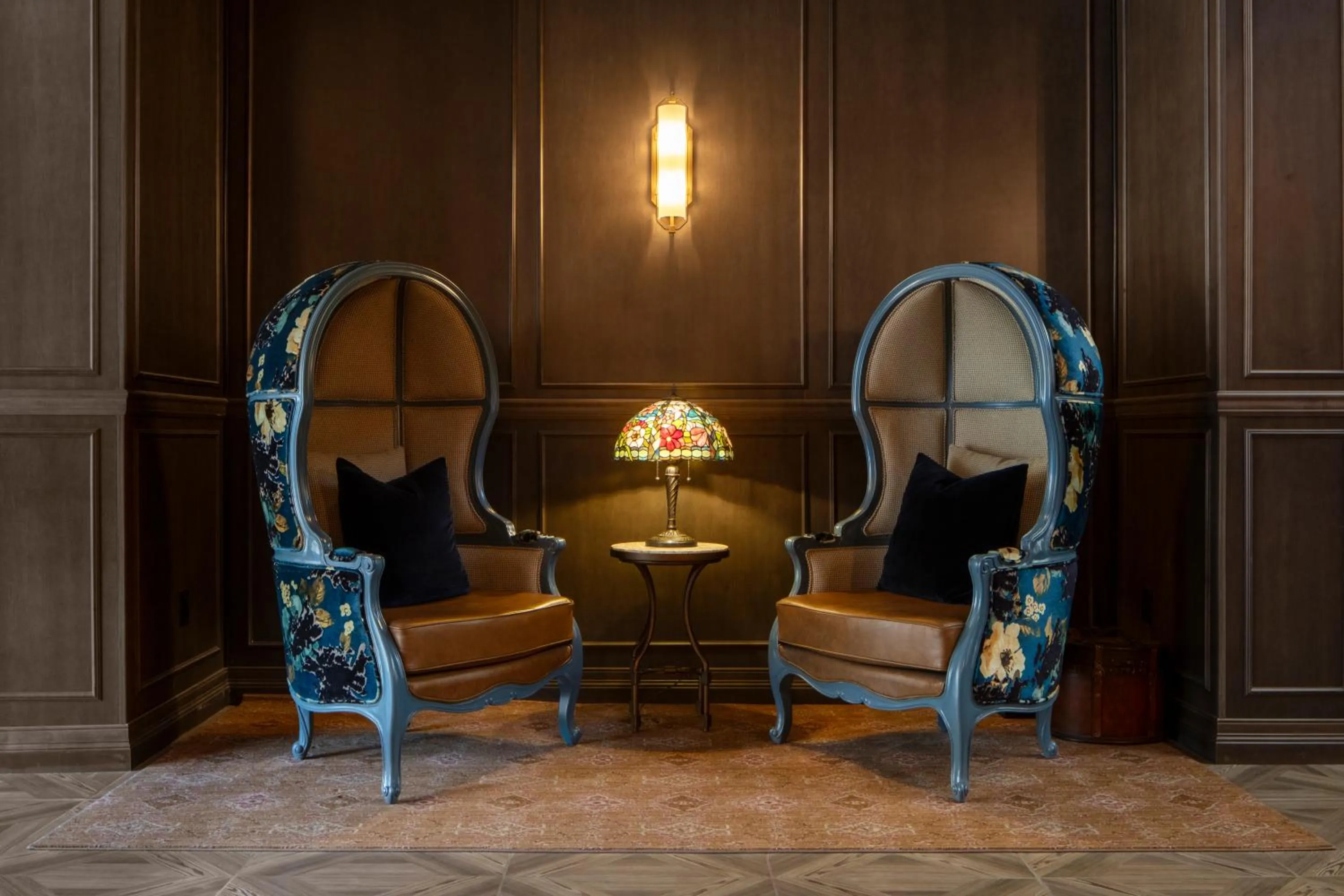 Seating area in Hotel Maxwell Anderson