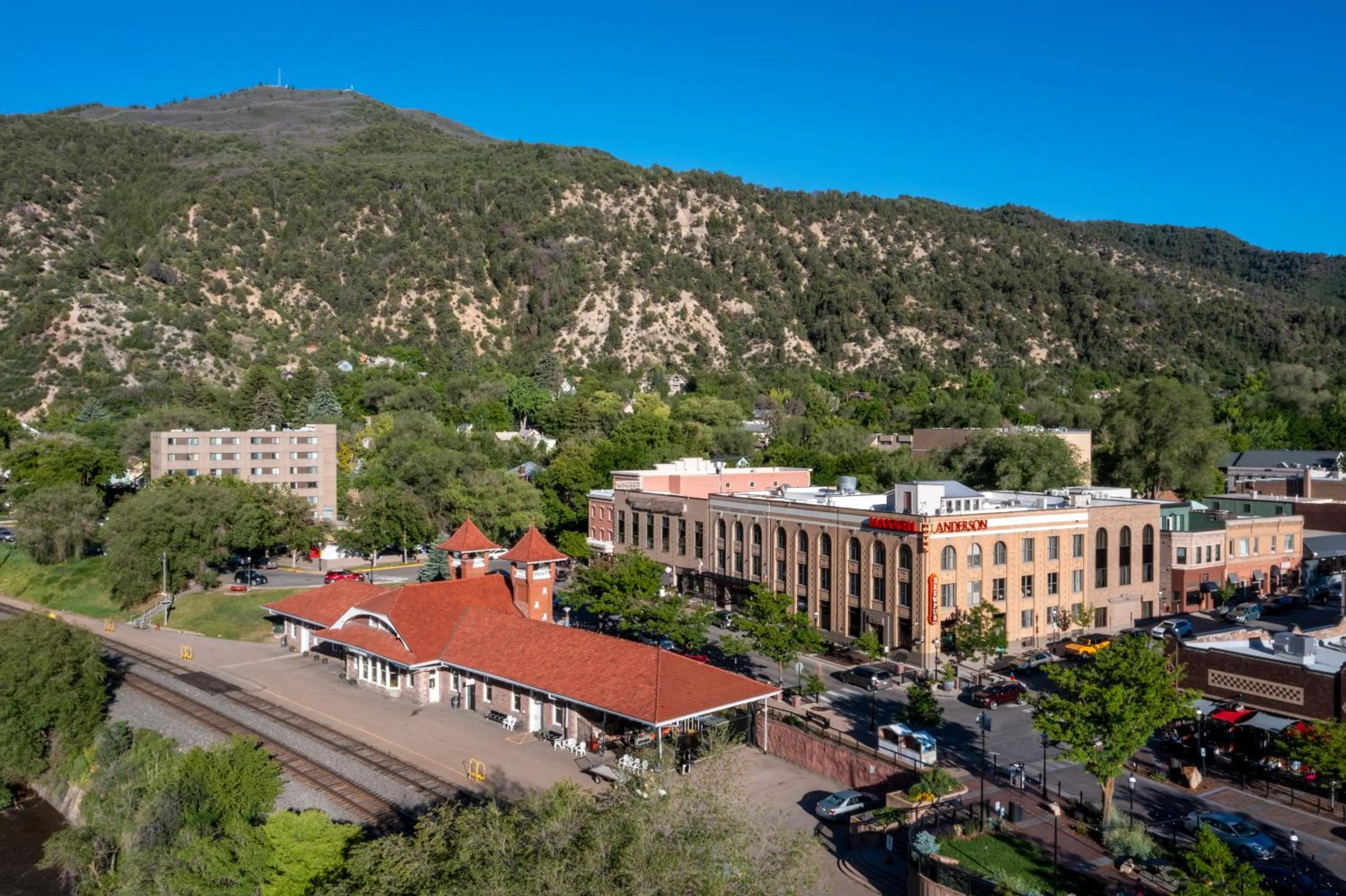 Area and facilities in Hotel Maxwell Anderson