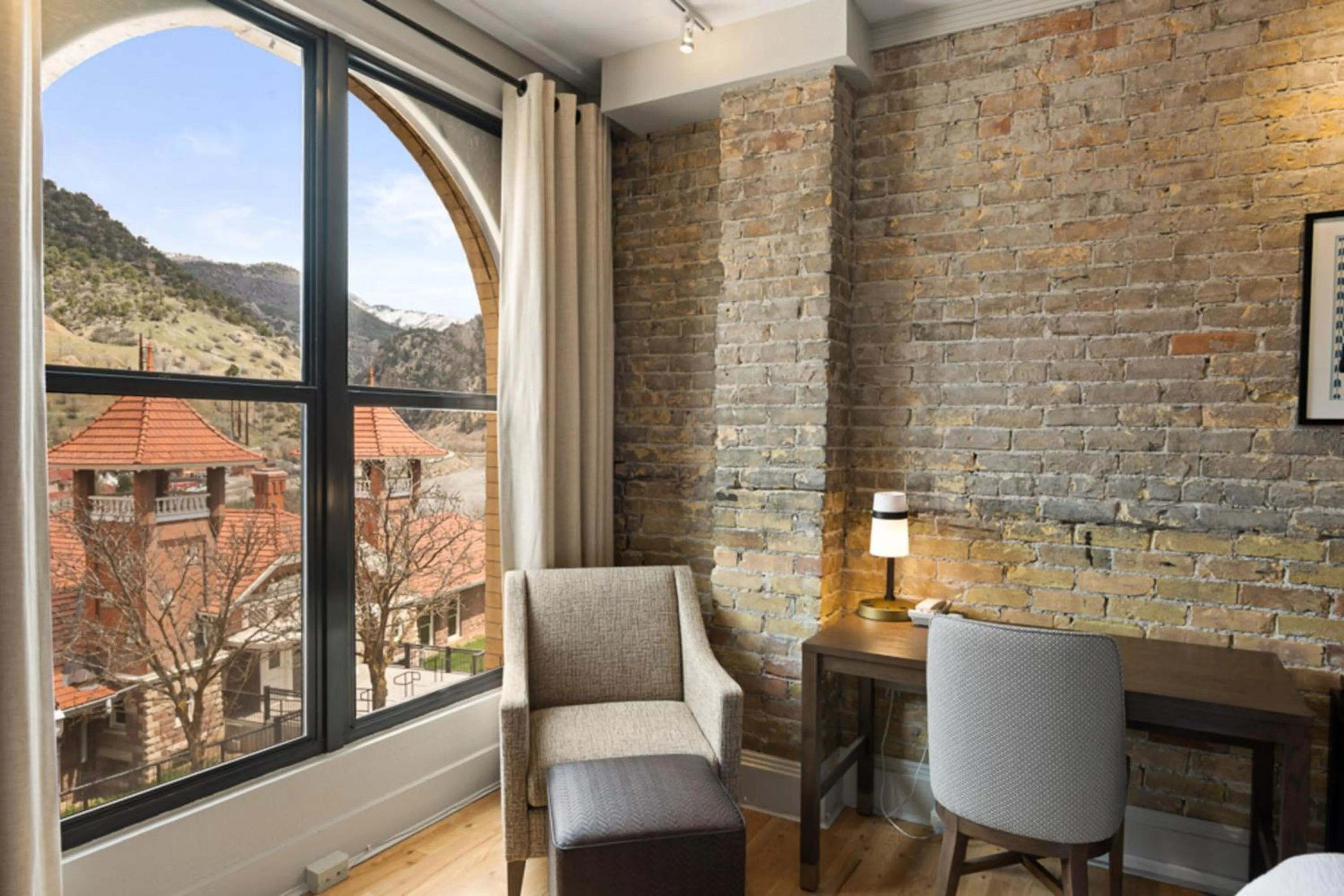 Seating area in Hotel Maxwell Anderson