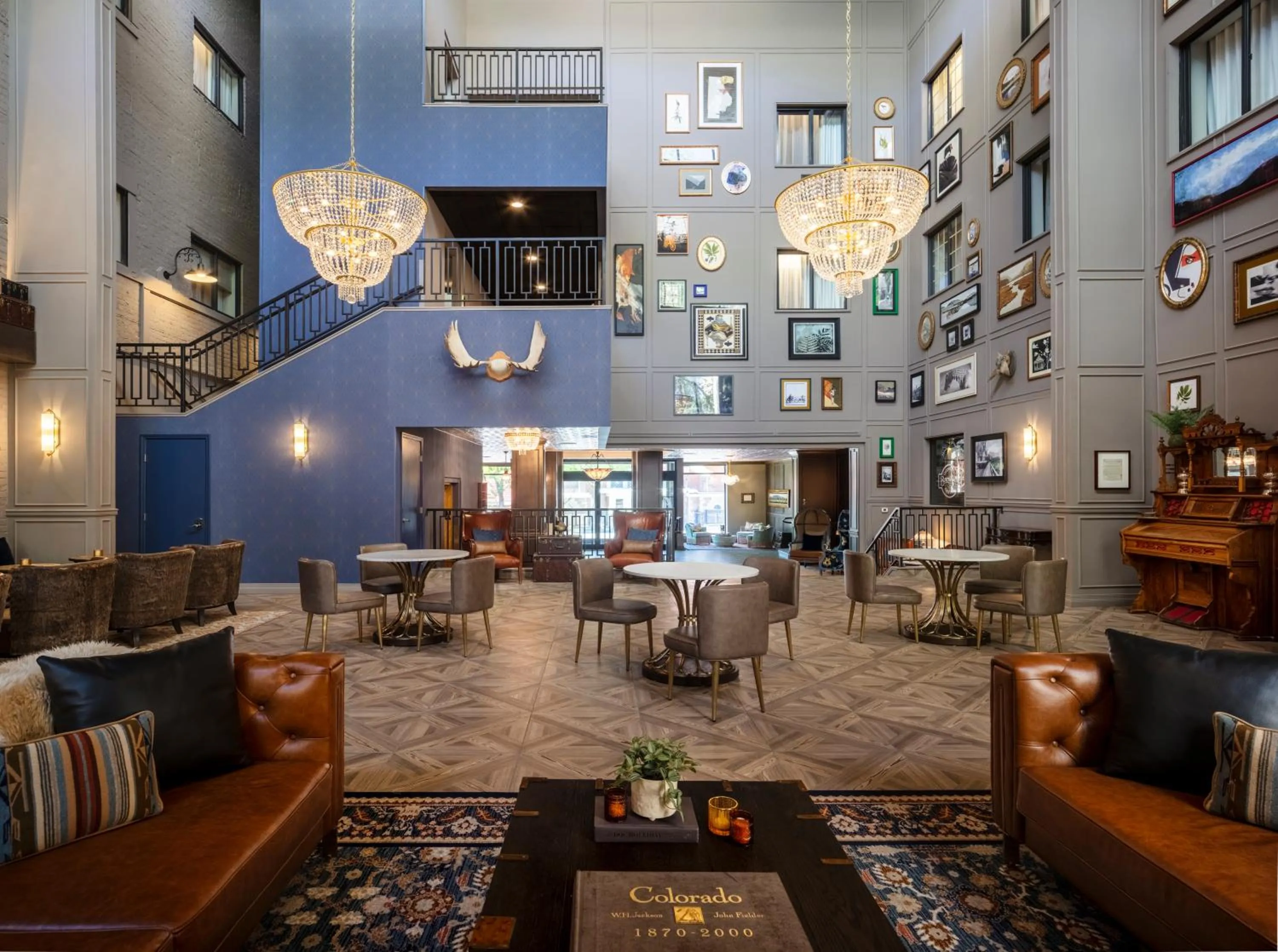 Seating area in Hotel Maxwell Anderson