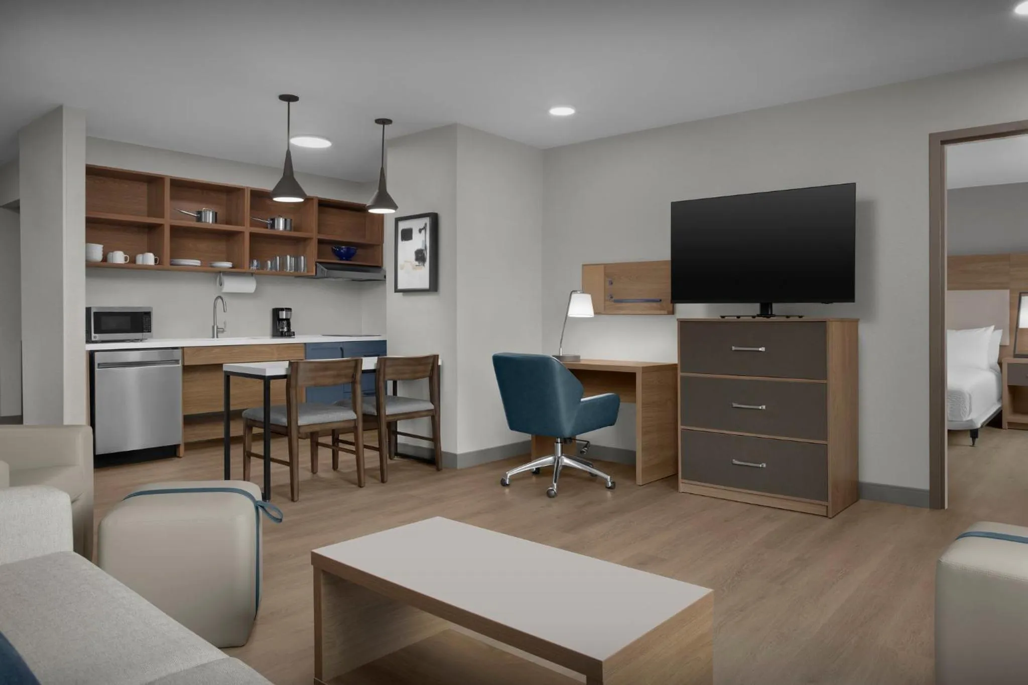 Photo of the whole room in Candlewood Suites Jacksonville Southpoint