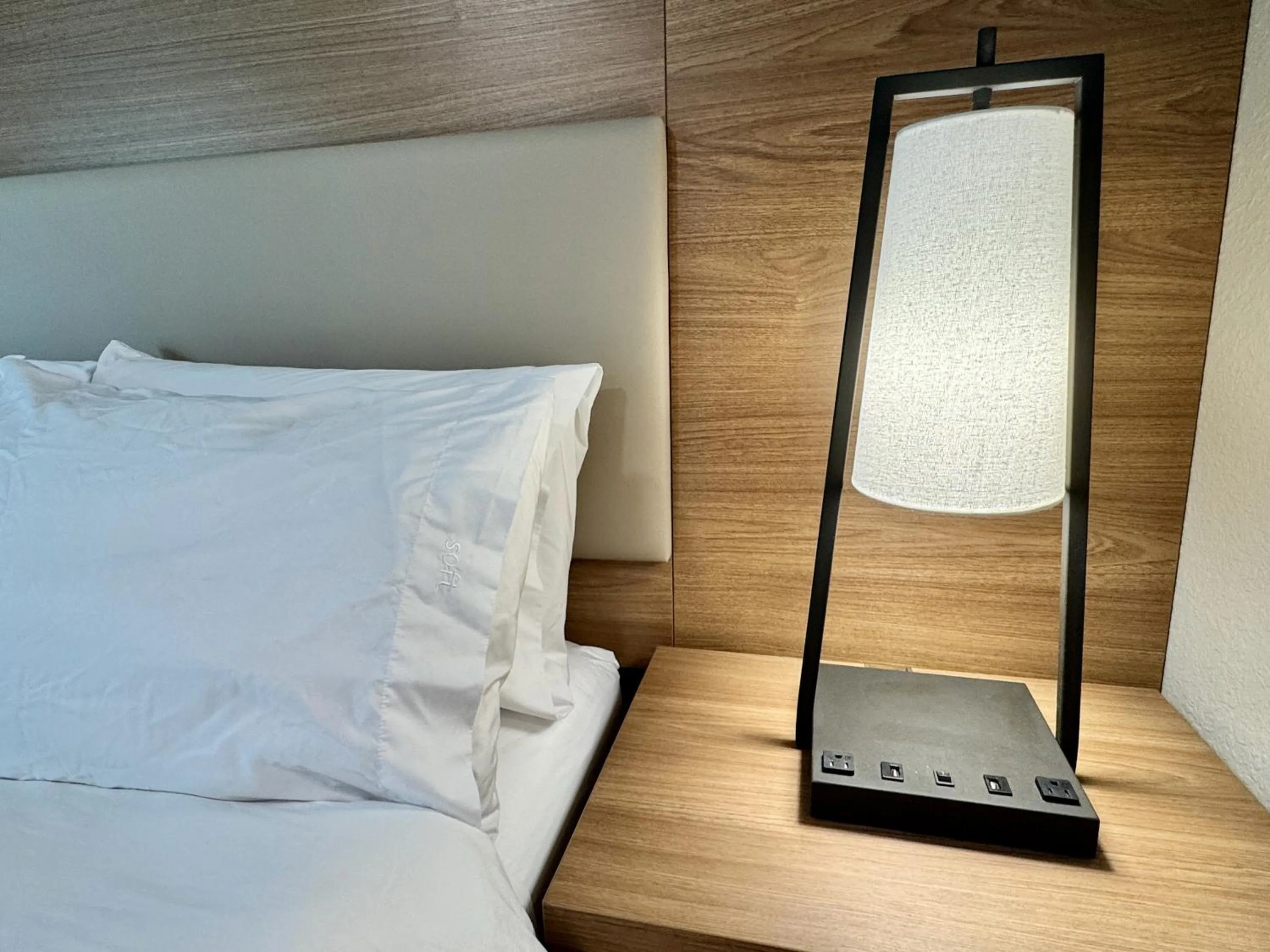 Bed in Candlewood Suites Jacksonville Southpoint