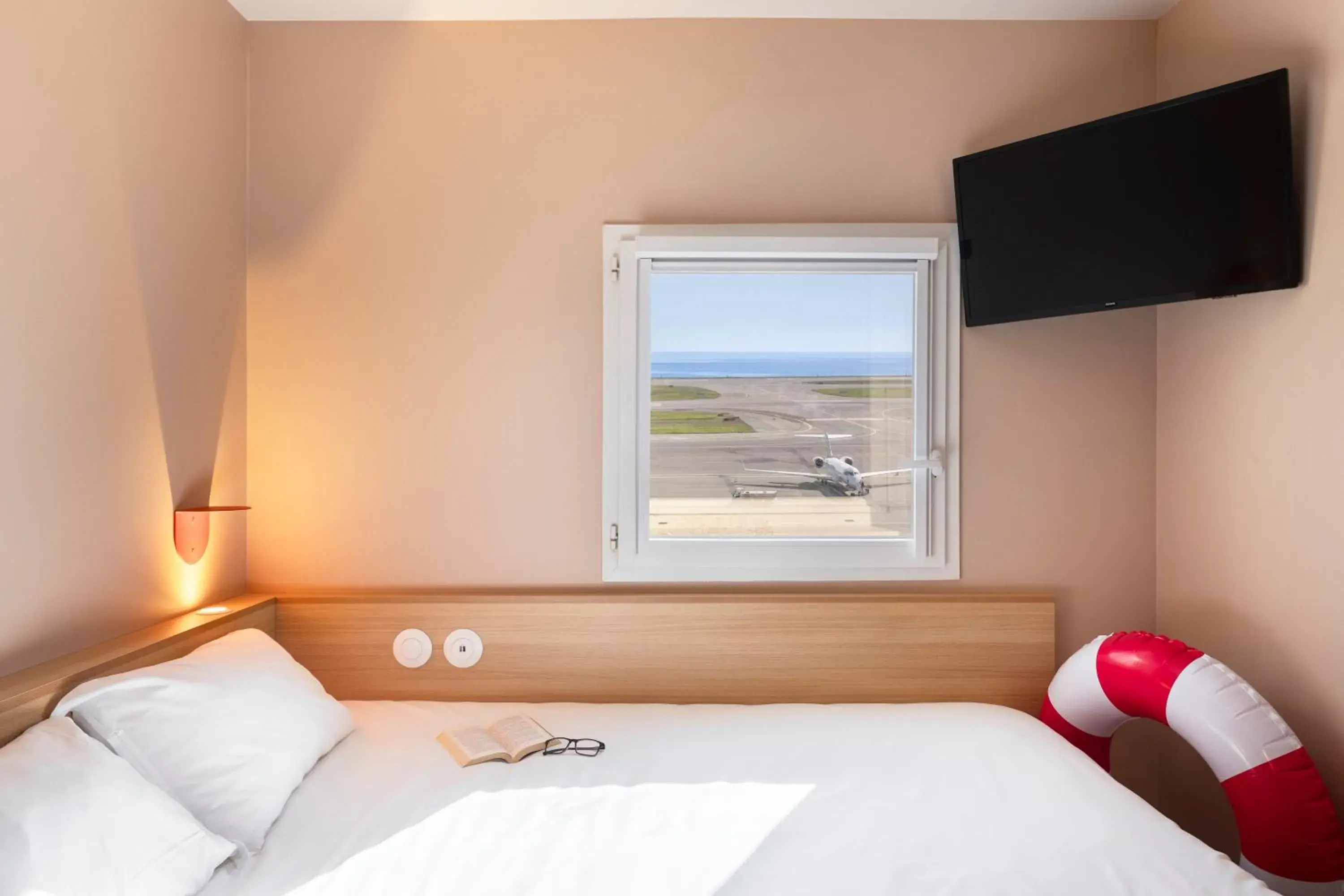 POP Double Room in Greet Hotel Nice Aéroport Promenade des Anglais POP Double Room in Greet Hotel Nice Aéroport Promenade des Anglais