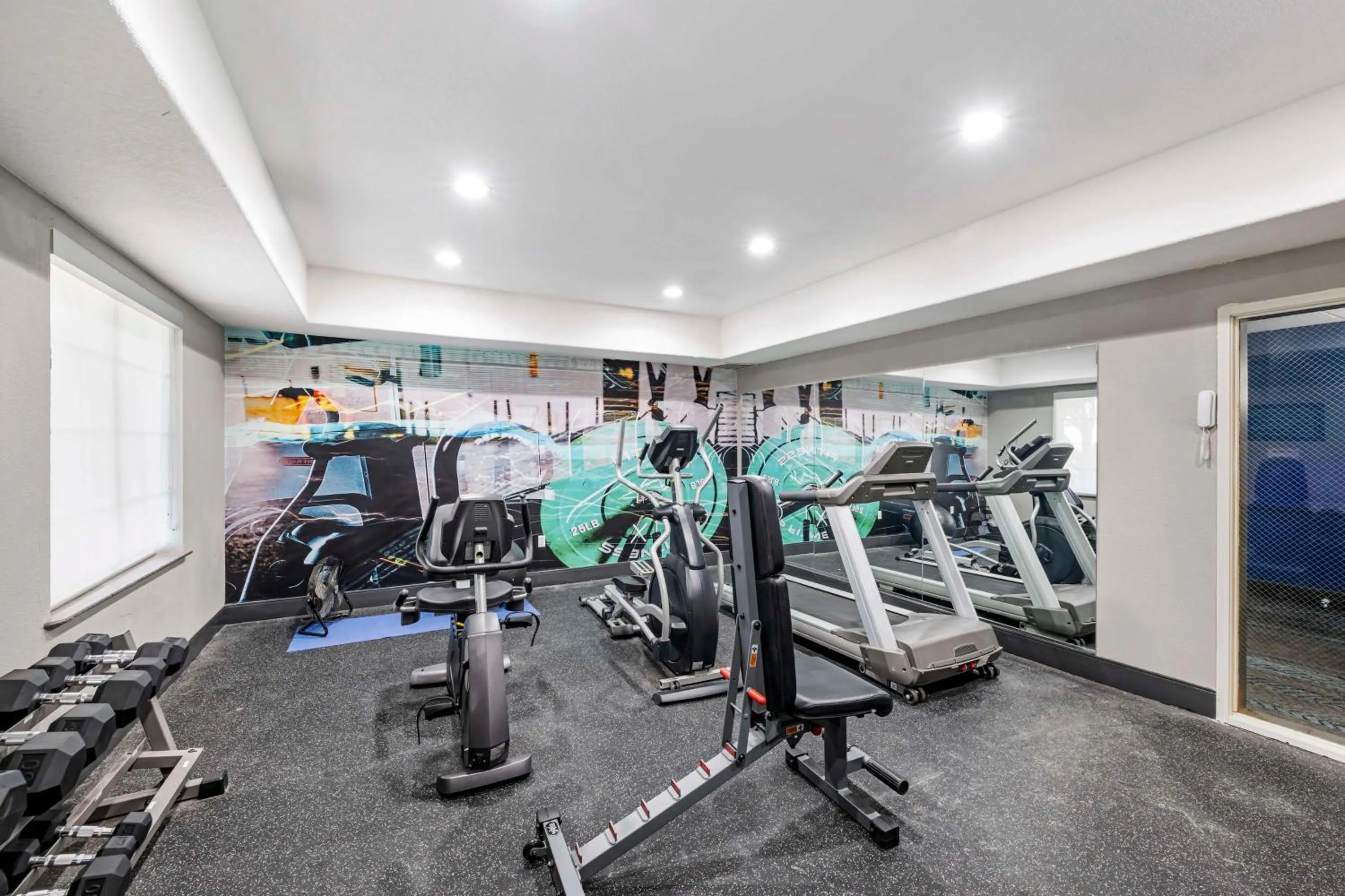 Fitness centre/facilities in Best Western Lubbock West Inn & Suites