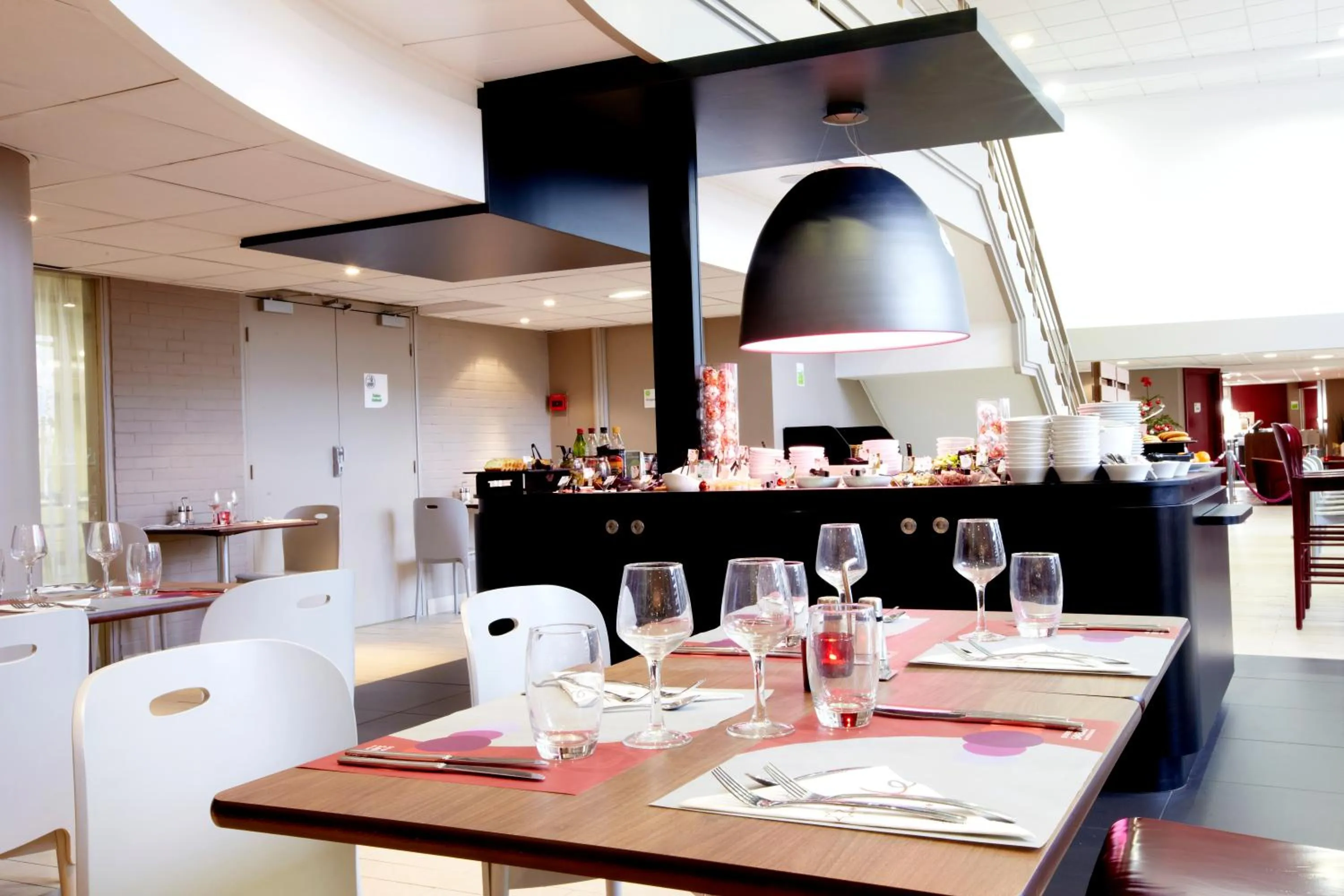 Restaurant/places to eat in Campanile Paris Est - Porte de Bagnolet