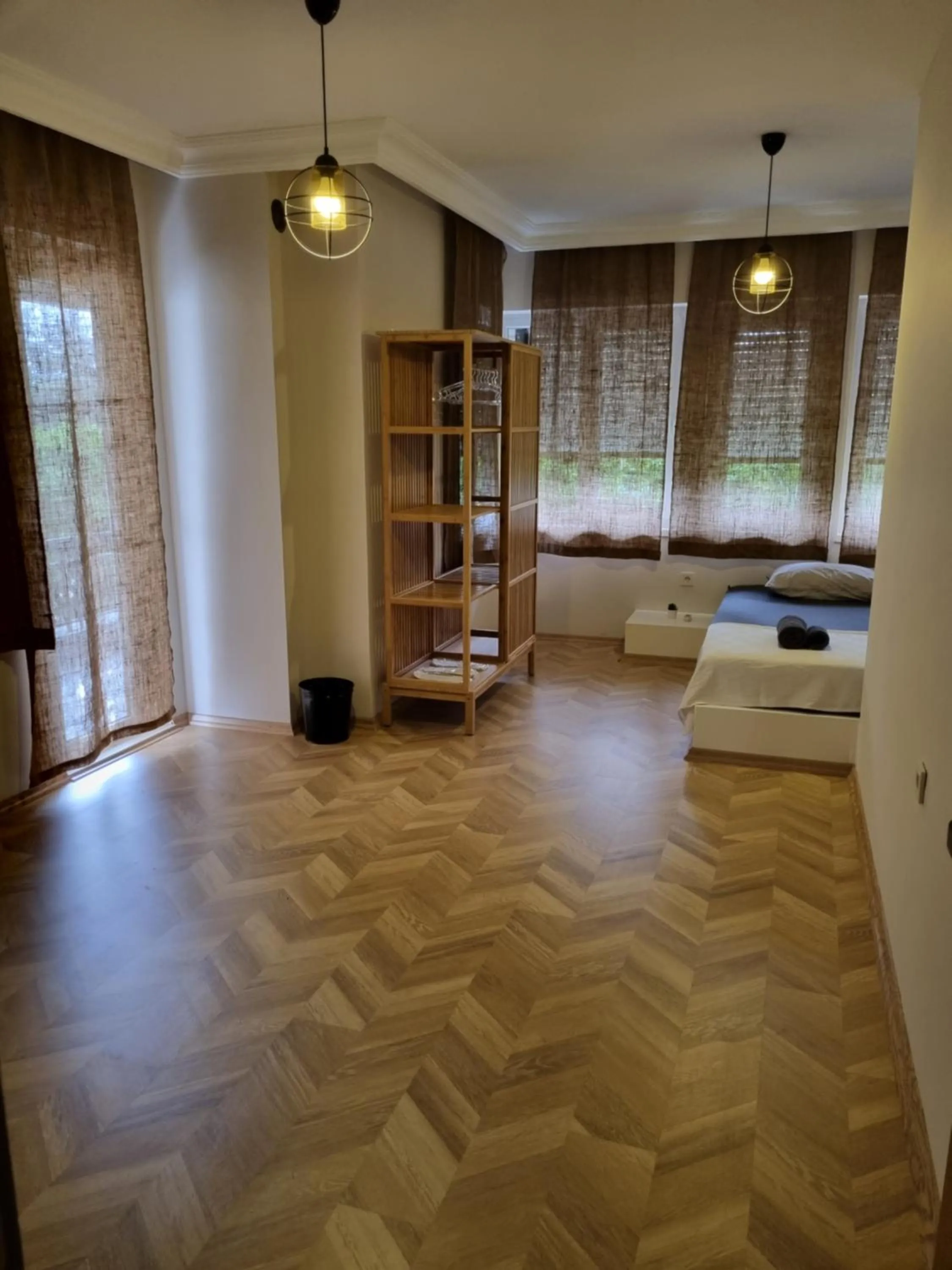 Bed in El Mundo Suites