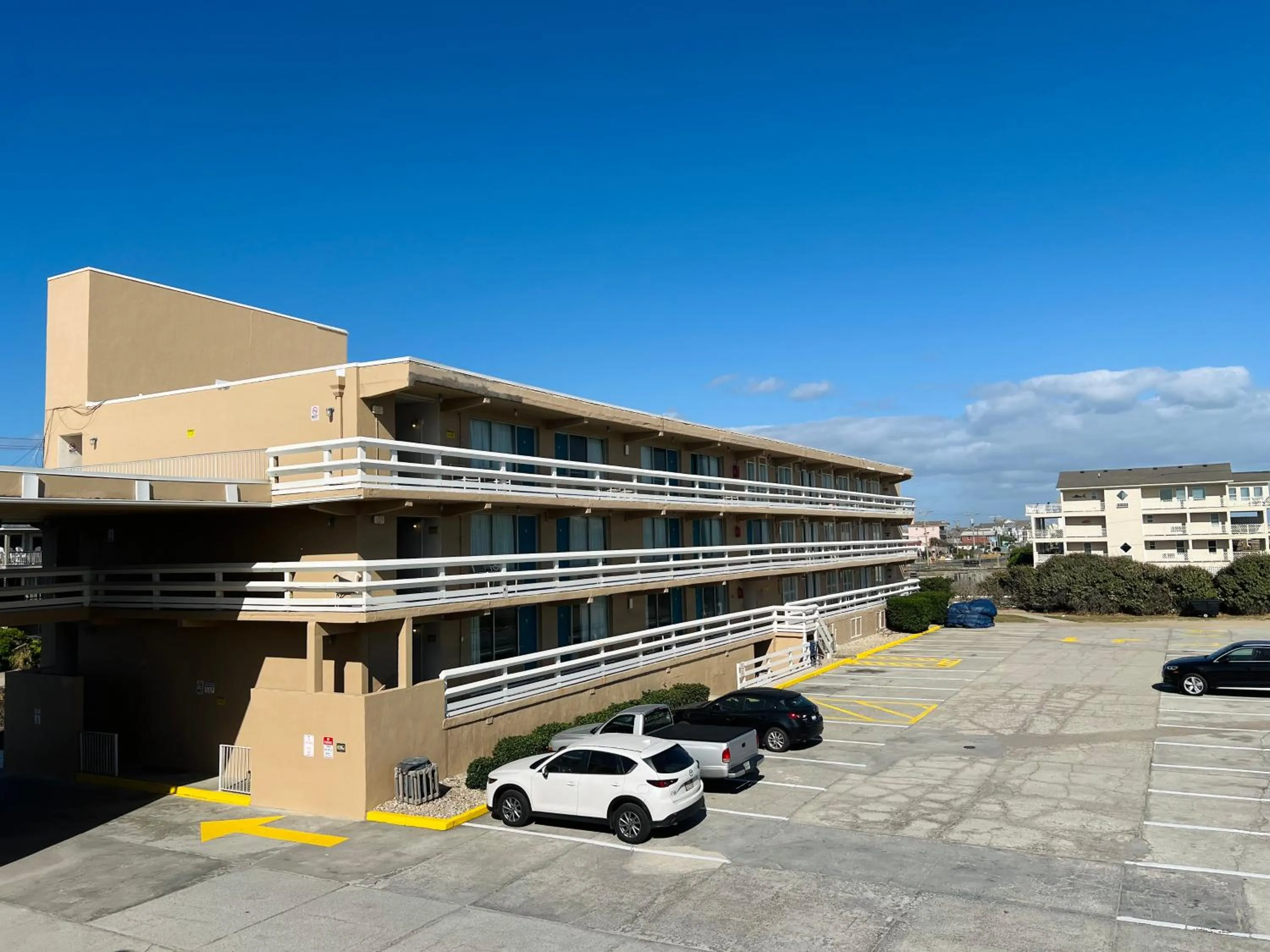 Property building in Mariner Inn And Suites