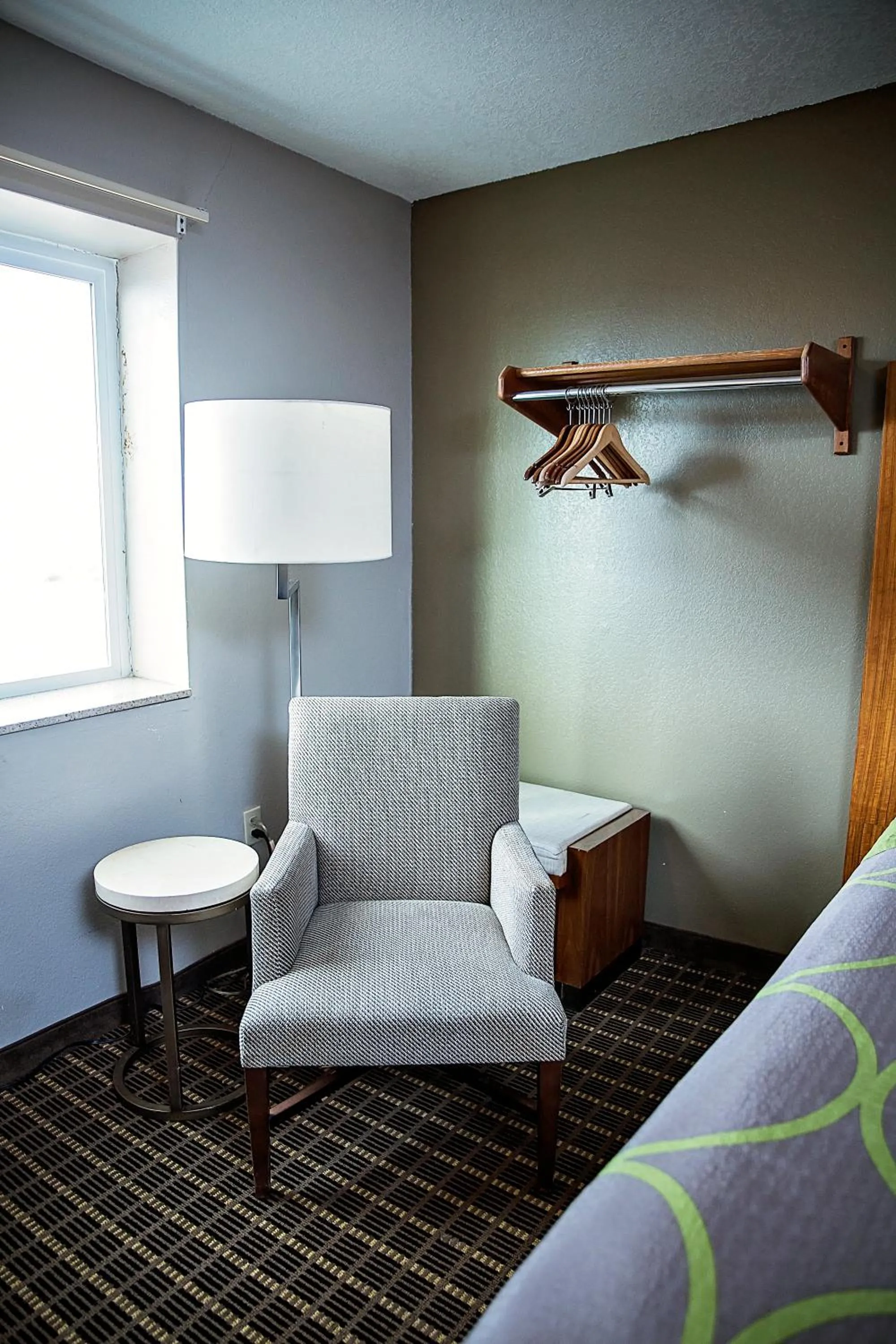 Seating area in Super 8 by Wyndham Holbrook