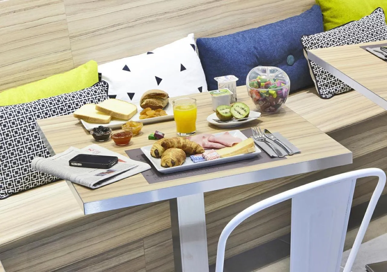 Buffet breakfast in Kyriad Hotel Brest