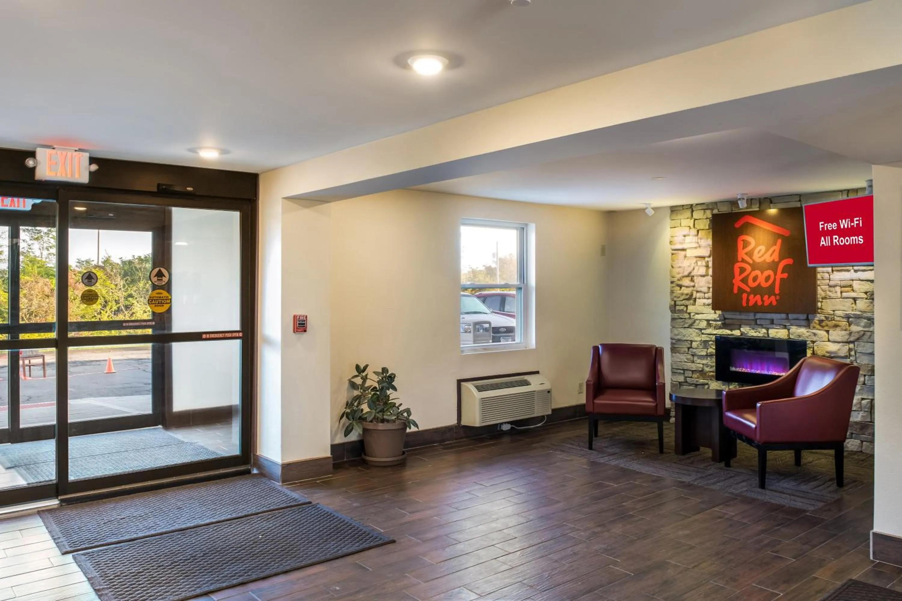 Lobby or reception in Red Roof Inn Richmond, IN